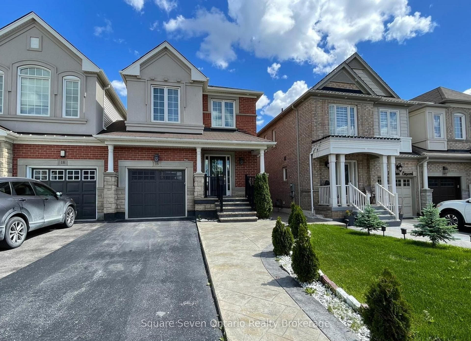 16 Napoleon Crescent Unit ( lower level ), Brampton, ON L6P 3K5 - Photo 1