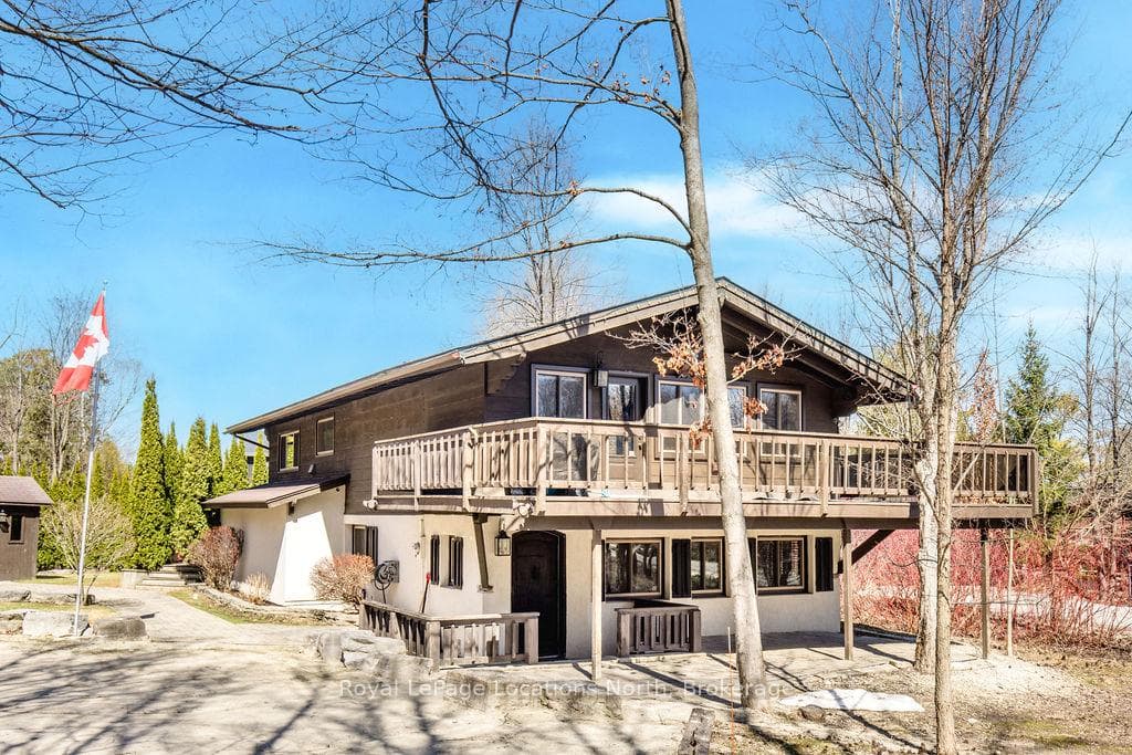 138 ST MORITZ Crescent, Blue Mountains, ON L9Y 0S6 - Photo 1