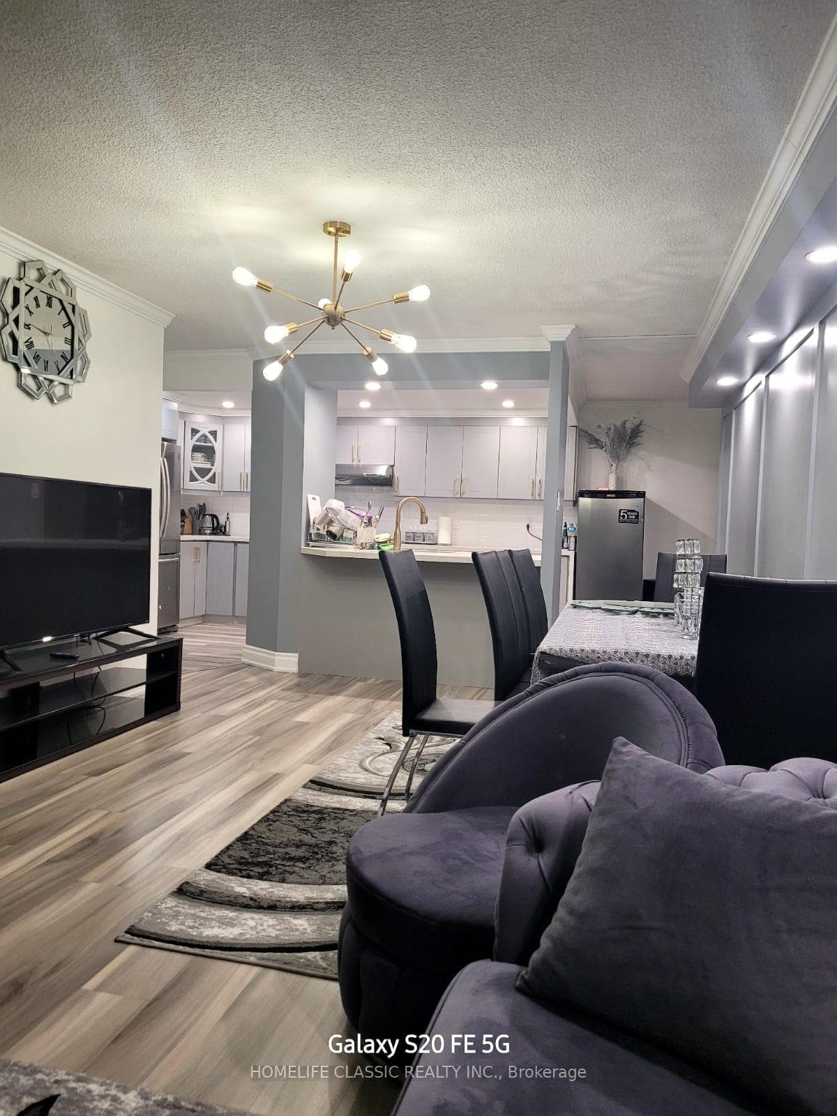 236 Albion Road Unit 1611, Etobicoke (West Mall / Rexdale), ON M9W 6A6 - Photo 1