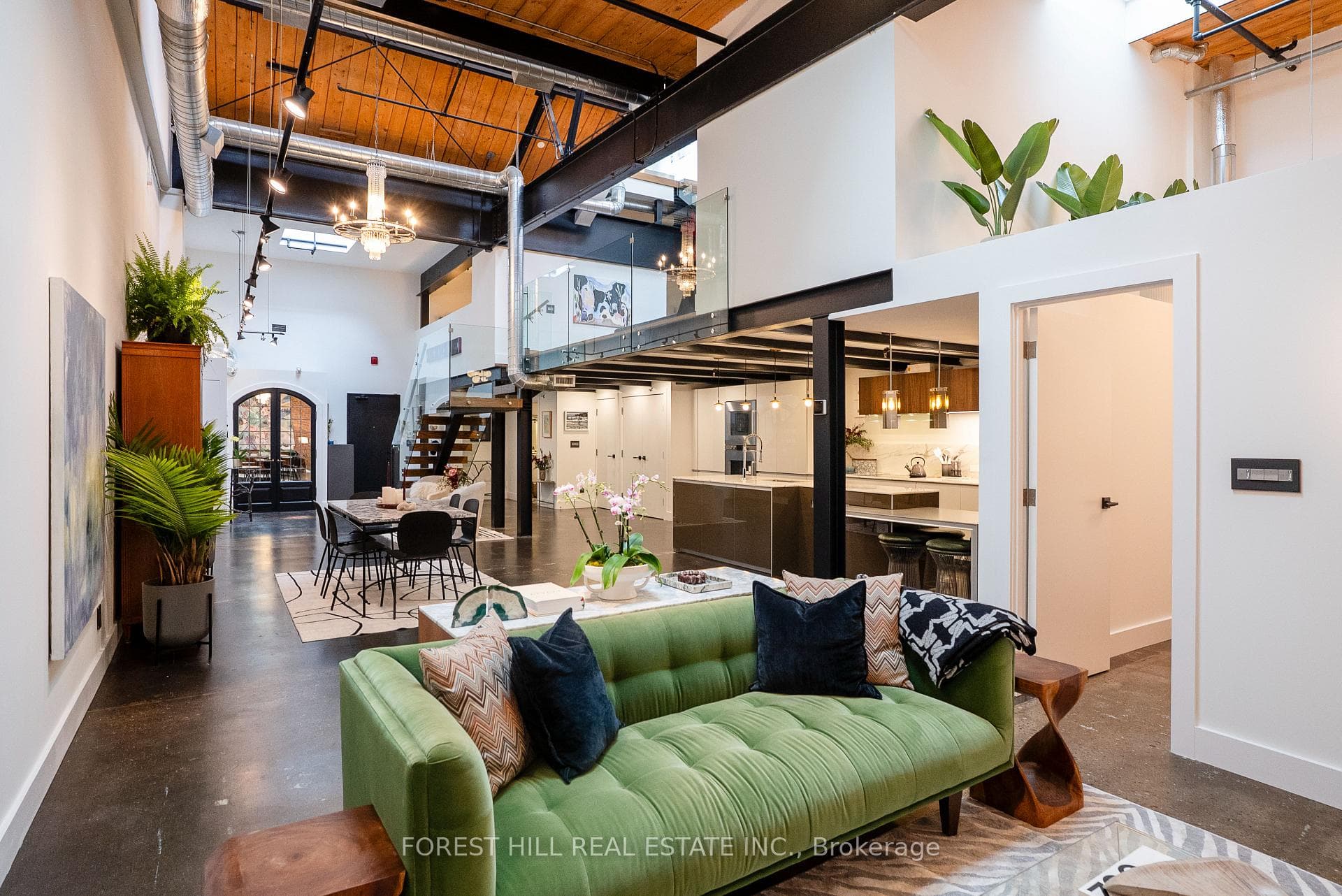 326 Carlaw Avenue Unit 123, Riverdale / Leslieville, ON M4M 3N8 - Photo 1
