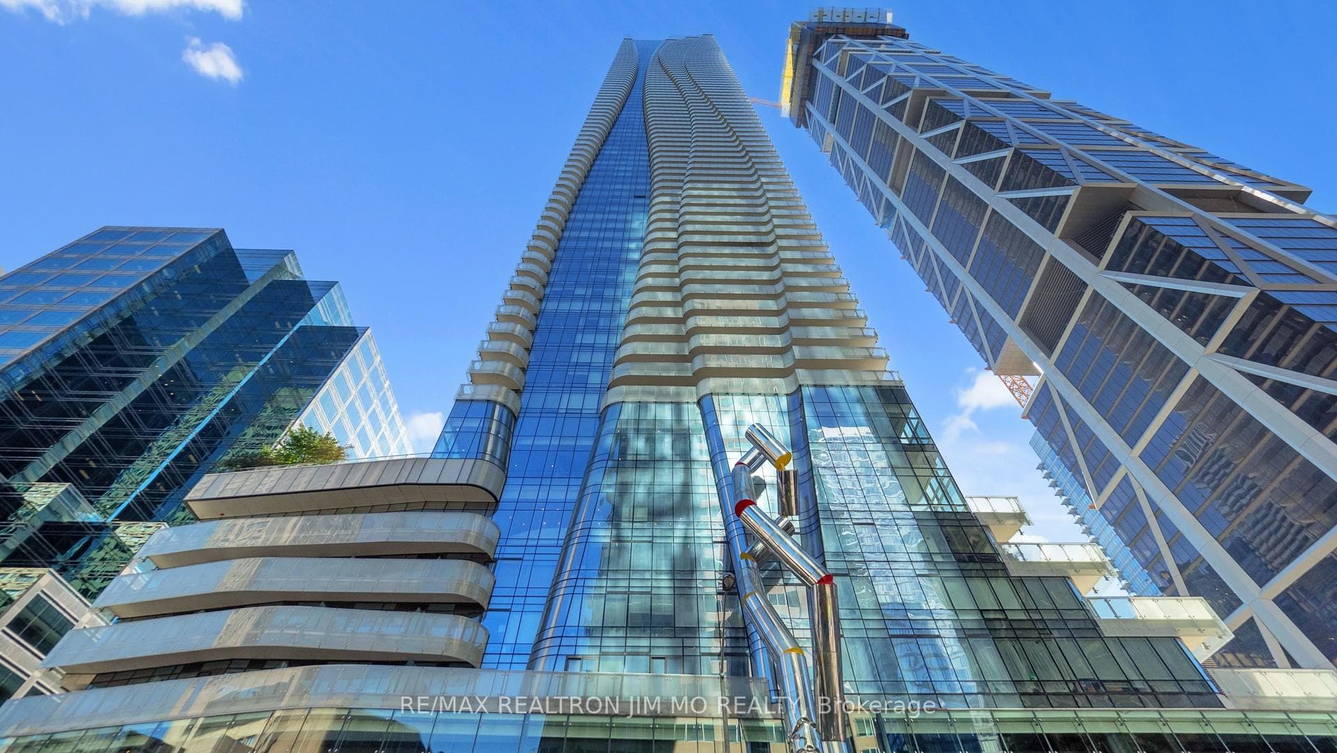 1 Bloor Street Unit 3409, Regent Park / Cabbagetown / St. James Town, ON M4W 0A8 - Photo 1