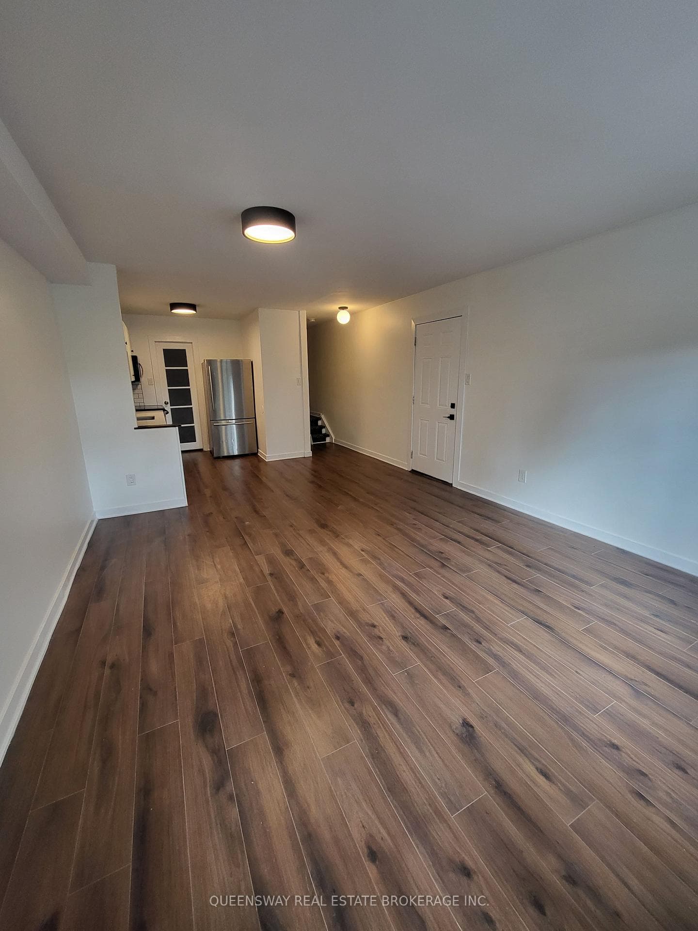 965 Eglinton Avenue Unit 2, Toronto C03