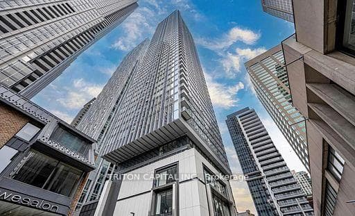 8 Cumberland Street Unit 3905, Annex / Yorkville / Summerhill, ON M4W 0B6 - Photo 1