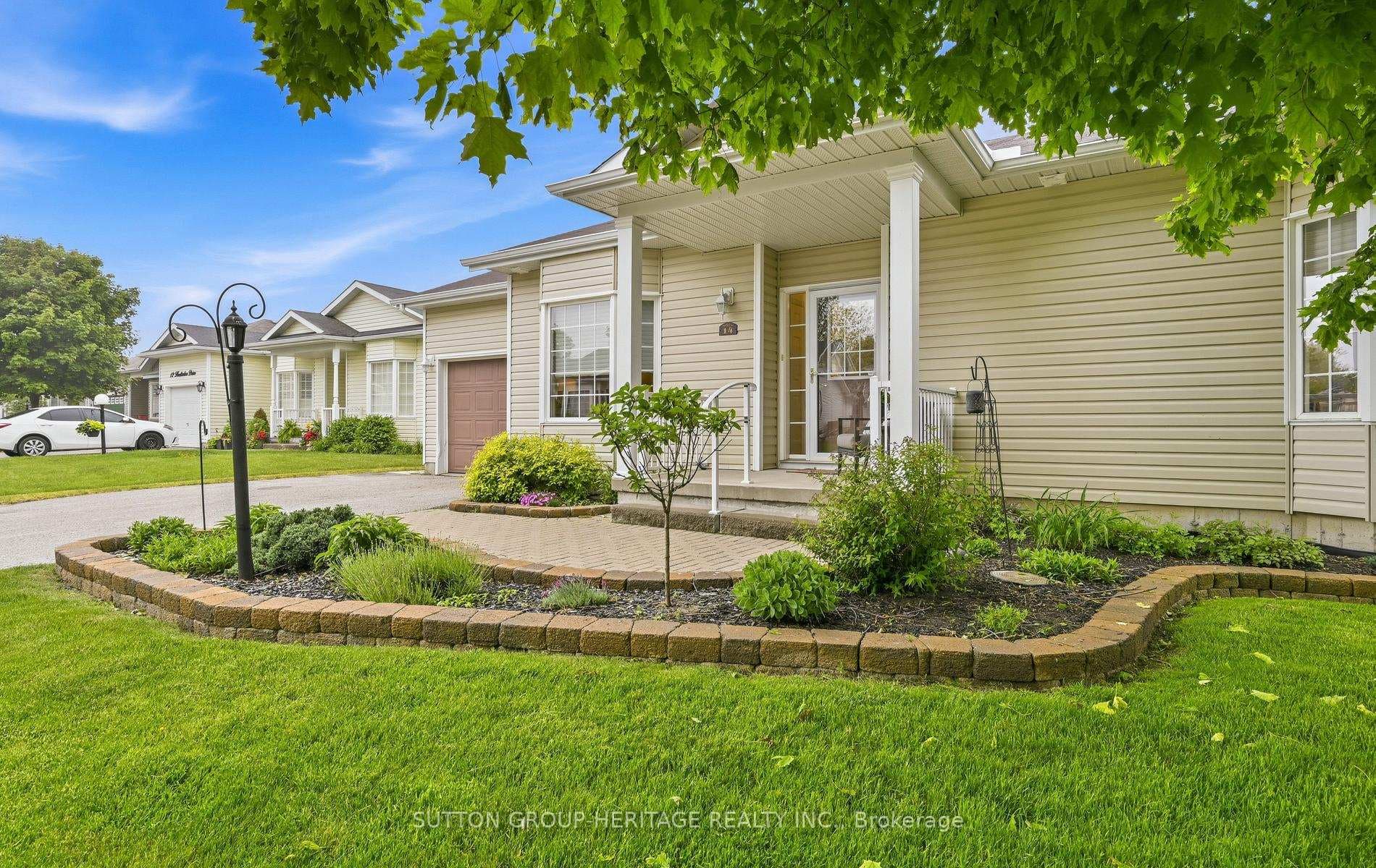 14 Heatherlea Drive, Clarington, ON L1B 0B1 - Photo 1