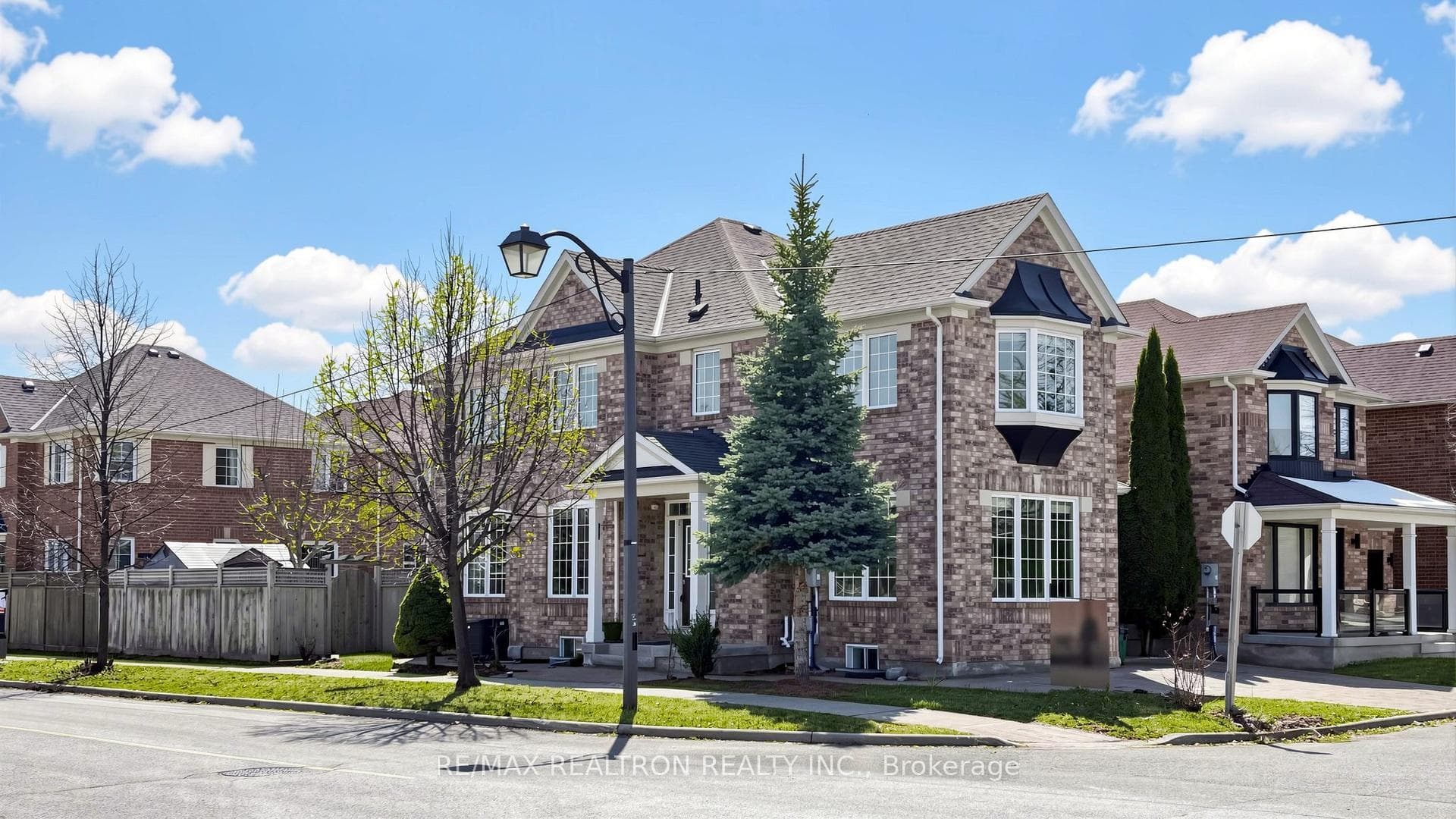 1 Barnstone Drive, Markham, ON L6E 2B4 - Photo 1