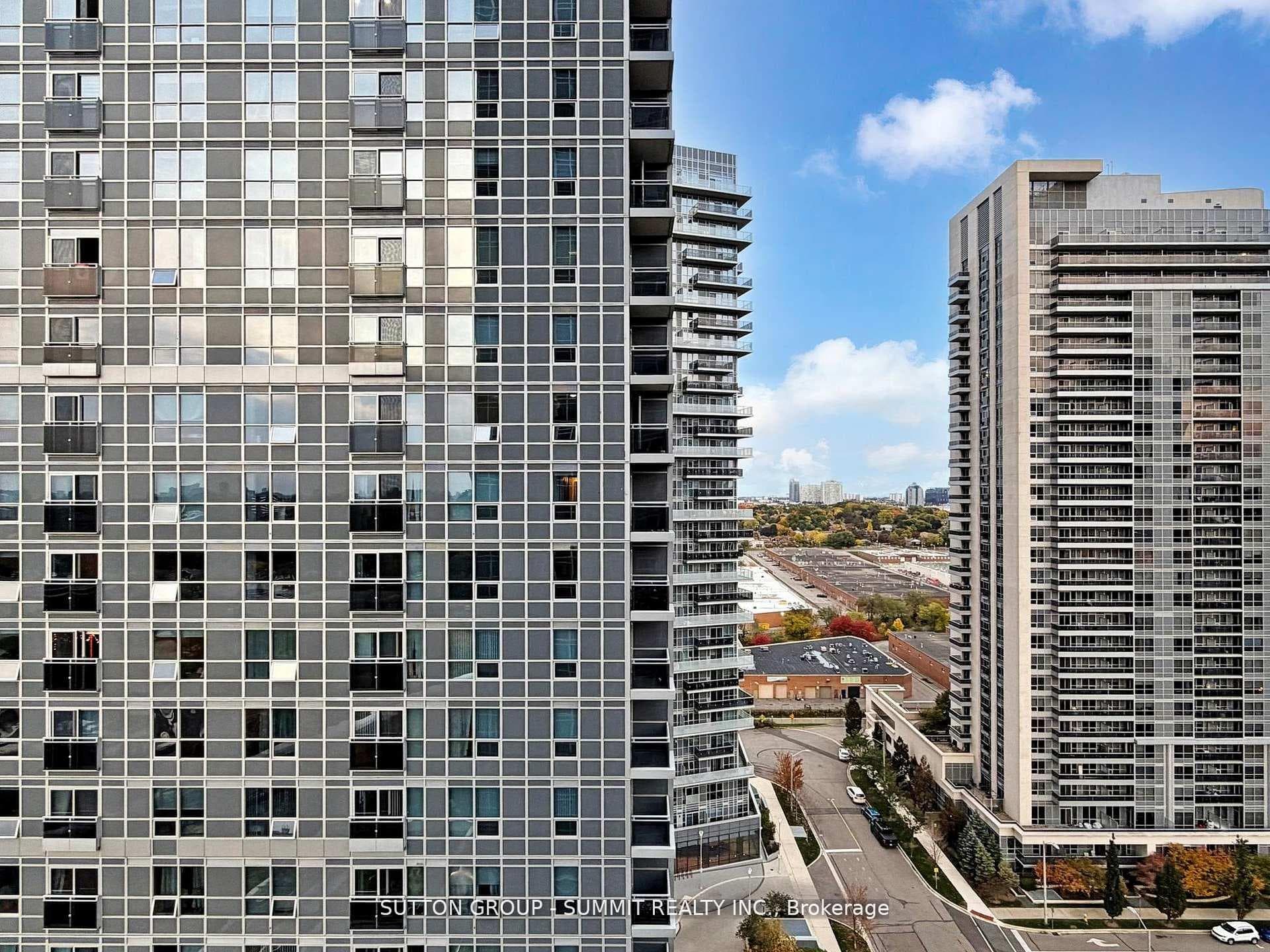 275 VILLAGE GREEN Square Unit 1717, Agincourt / Milliken, ON M1S 0L8 - Photo 1