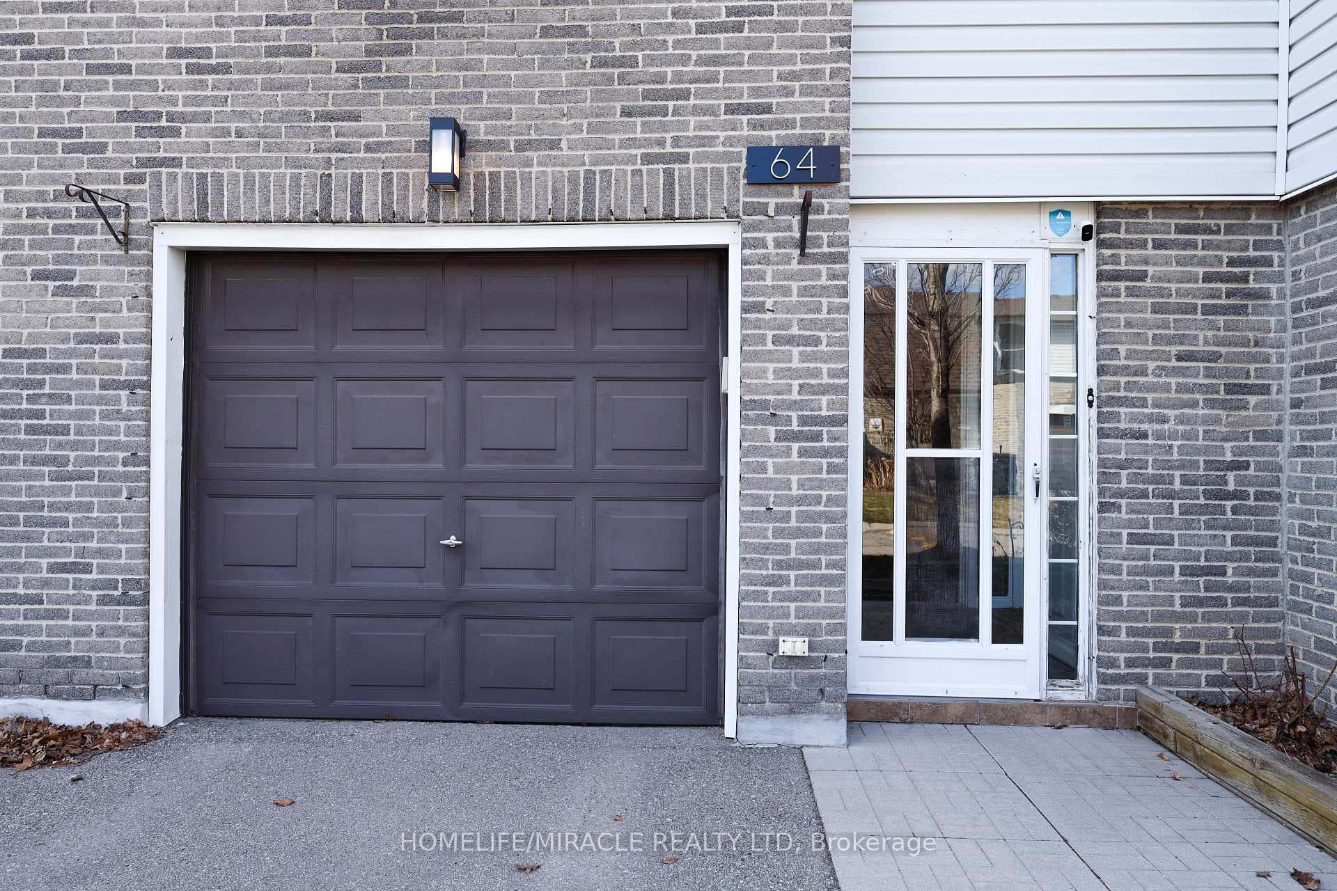 2440 Bromsgrove Road Unit 64, Mississauga, ON L5J 4J7 - Photo 1