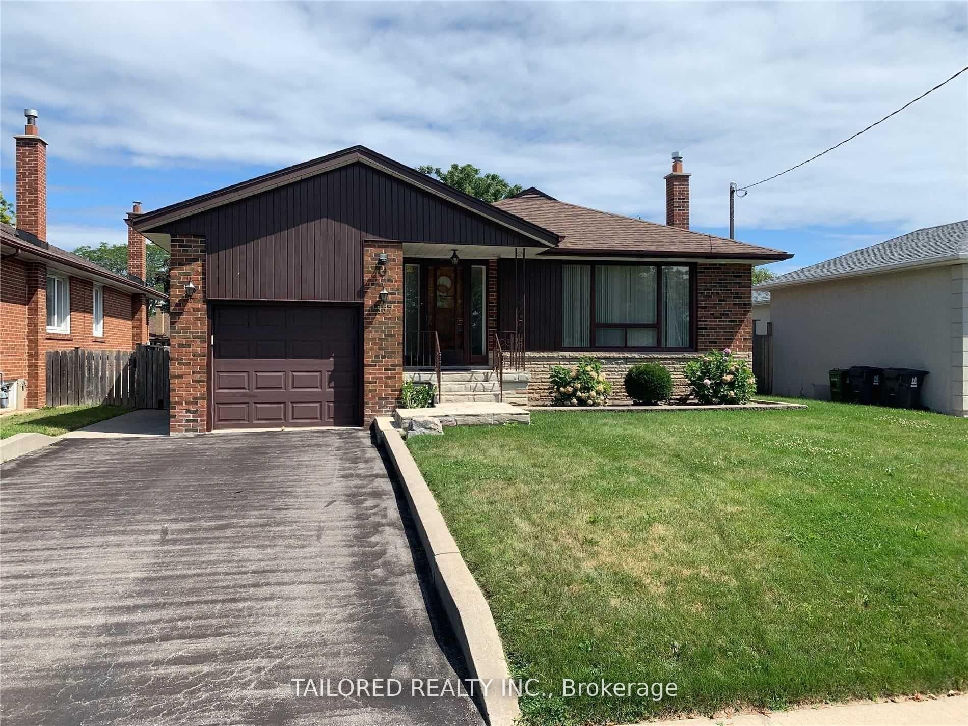 557 Mccowan Road, Scarborough (West Hill / Highland Creek), ON M1J 1J7 - Photo 1