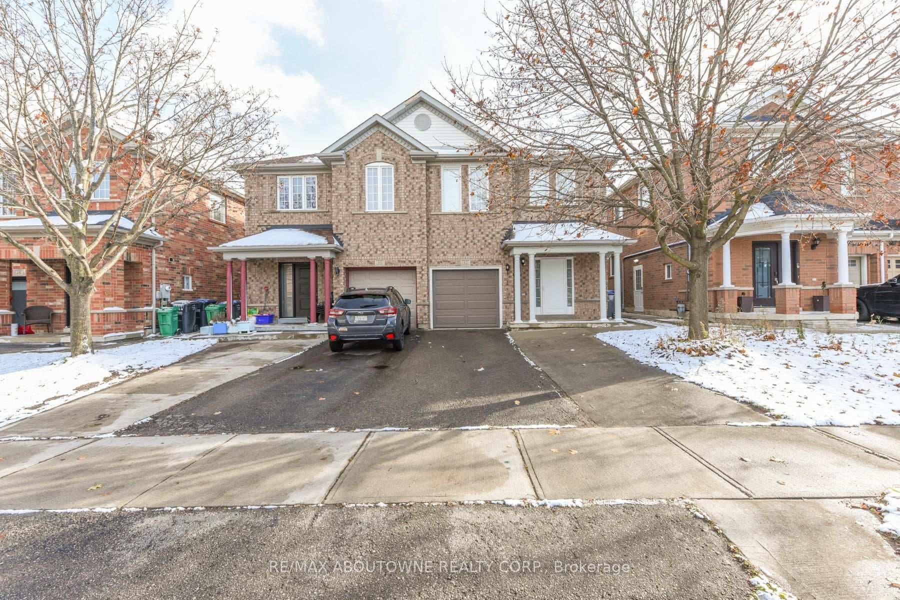 32 Lockheed Crescent, Brampton, ON L7A 3G2 - Photo 1
