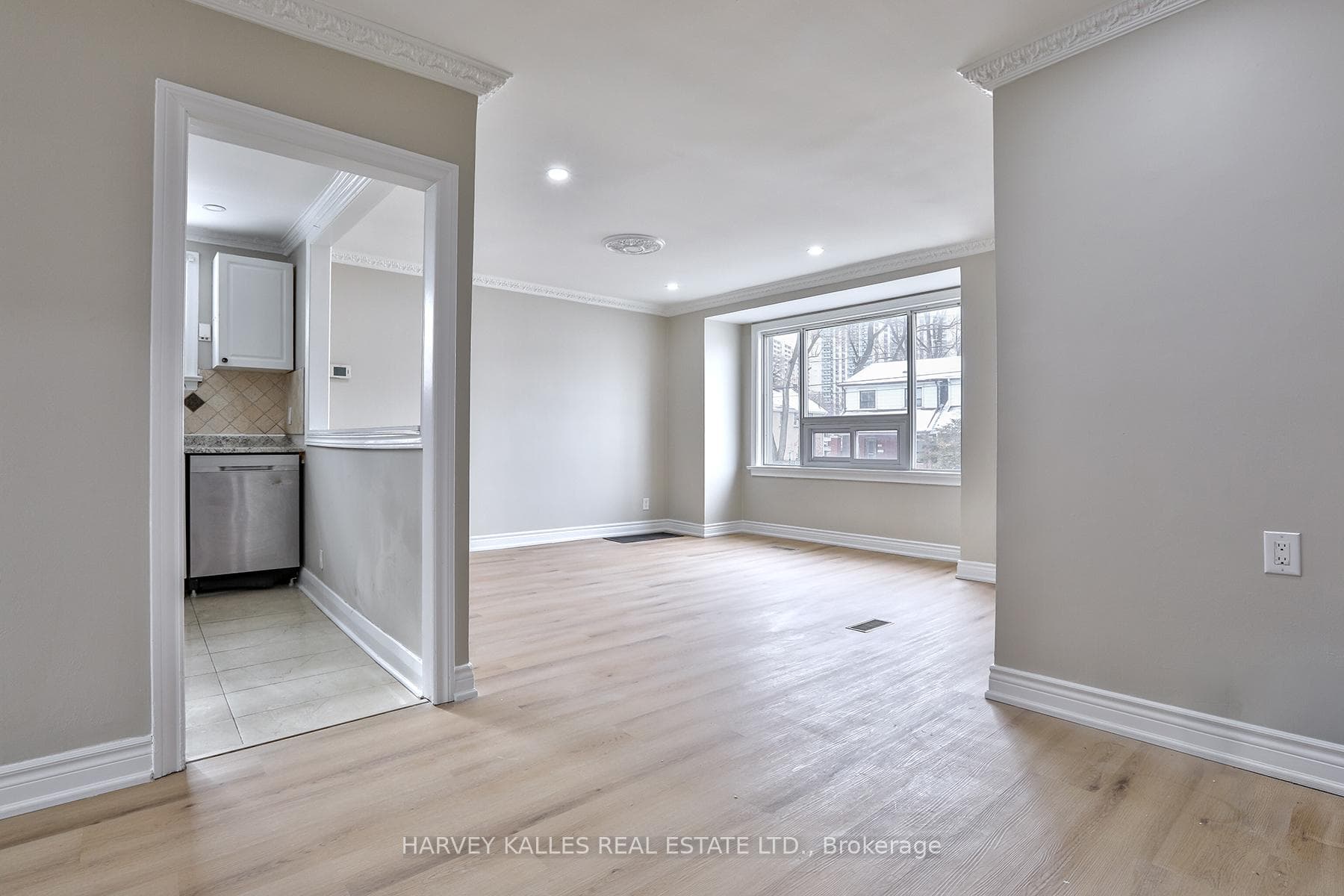 1239 Jane Street, York / Weston, ON M6M 4X9 - Photo 1
