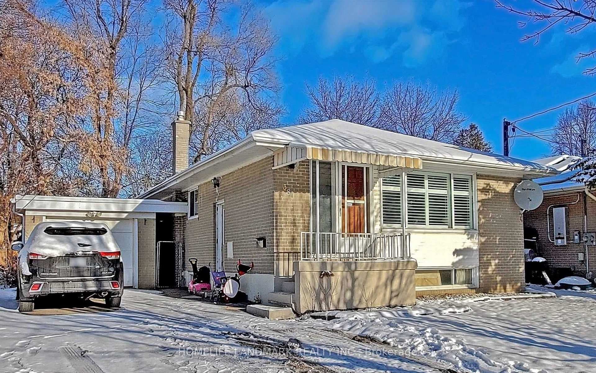 381 Osiris Drive, Richmond Hill, ON L4C 2P6 - Photo 1