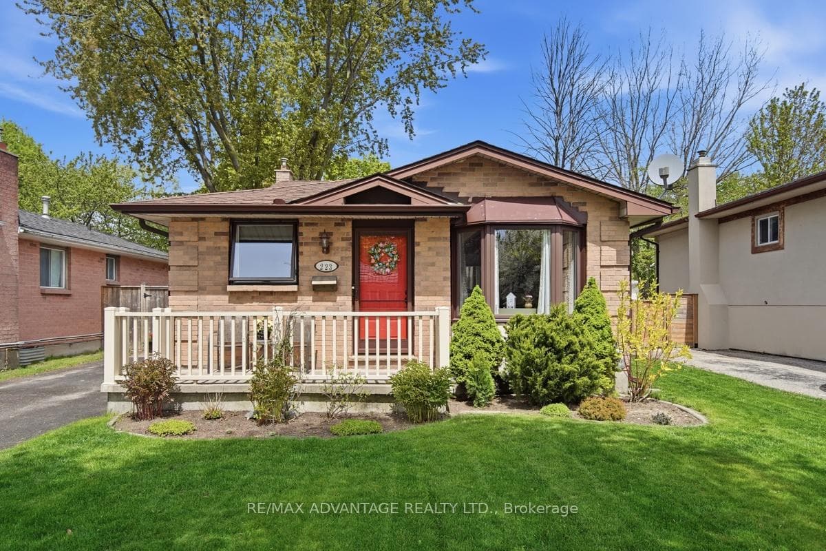 223 Ardsley Crescent, London North