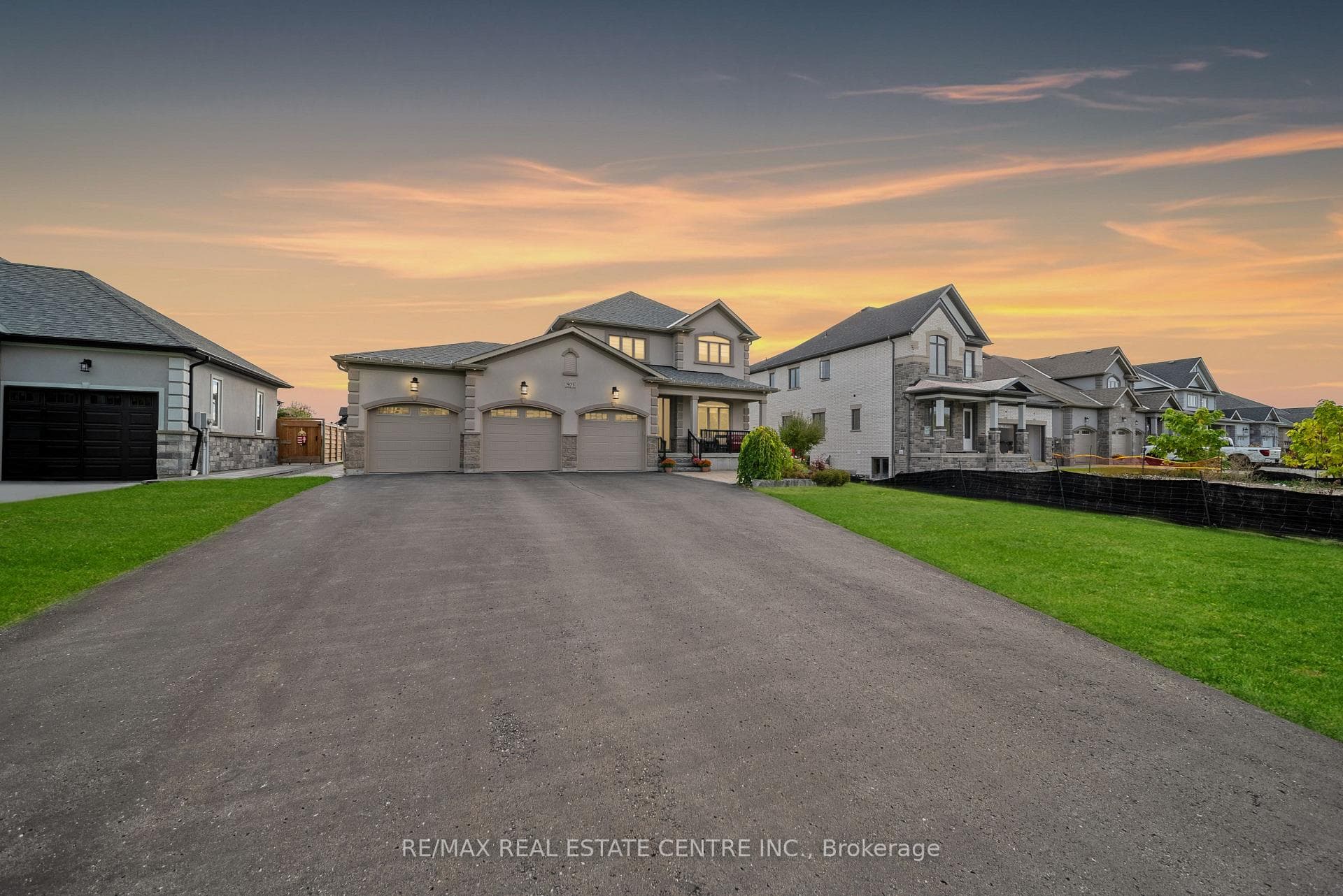 303 Sunnybrae Avenue, Innisfil, ON L9S 1E5 - Photo 1