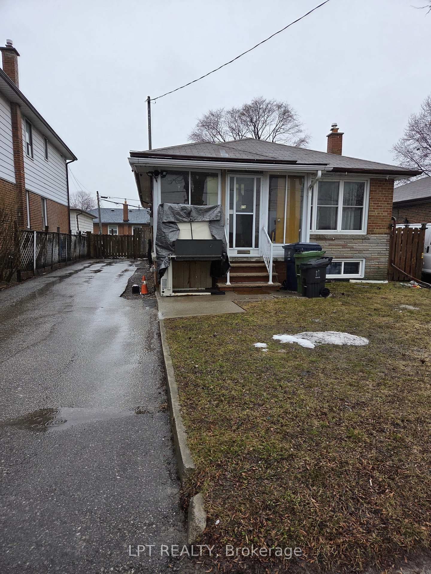478 Brimley Road Unit Upper Only, Dorset Park / Kennedy Park, ON M1J 1A6 - Photo 1
