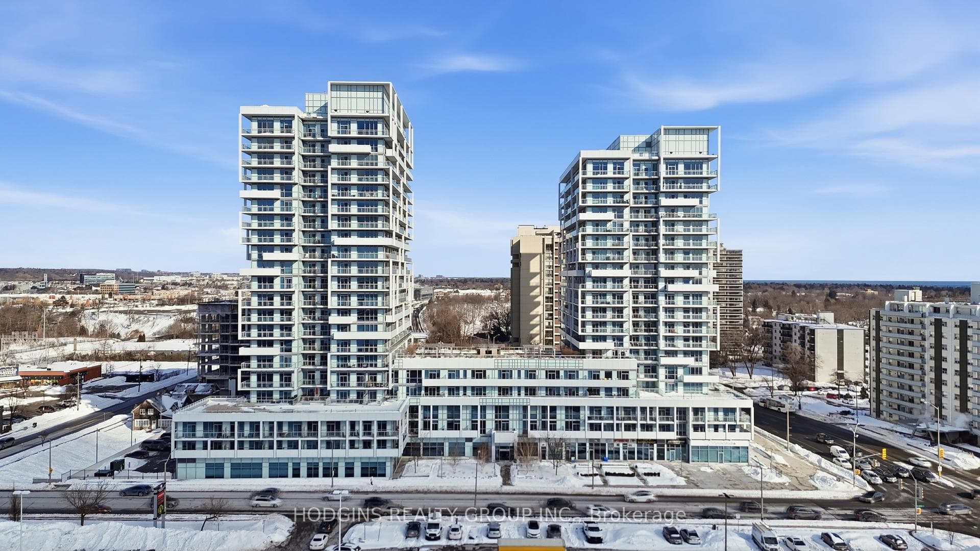 65 Speers Road Unit 214, Oakville, ON L6K 0J1 - Photo 1