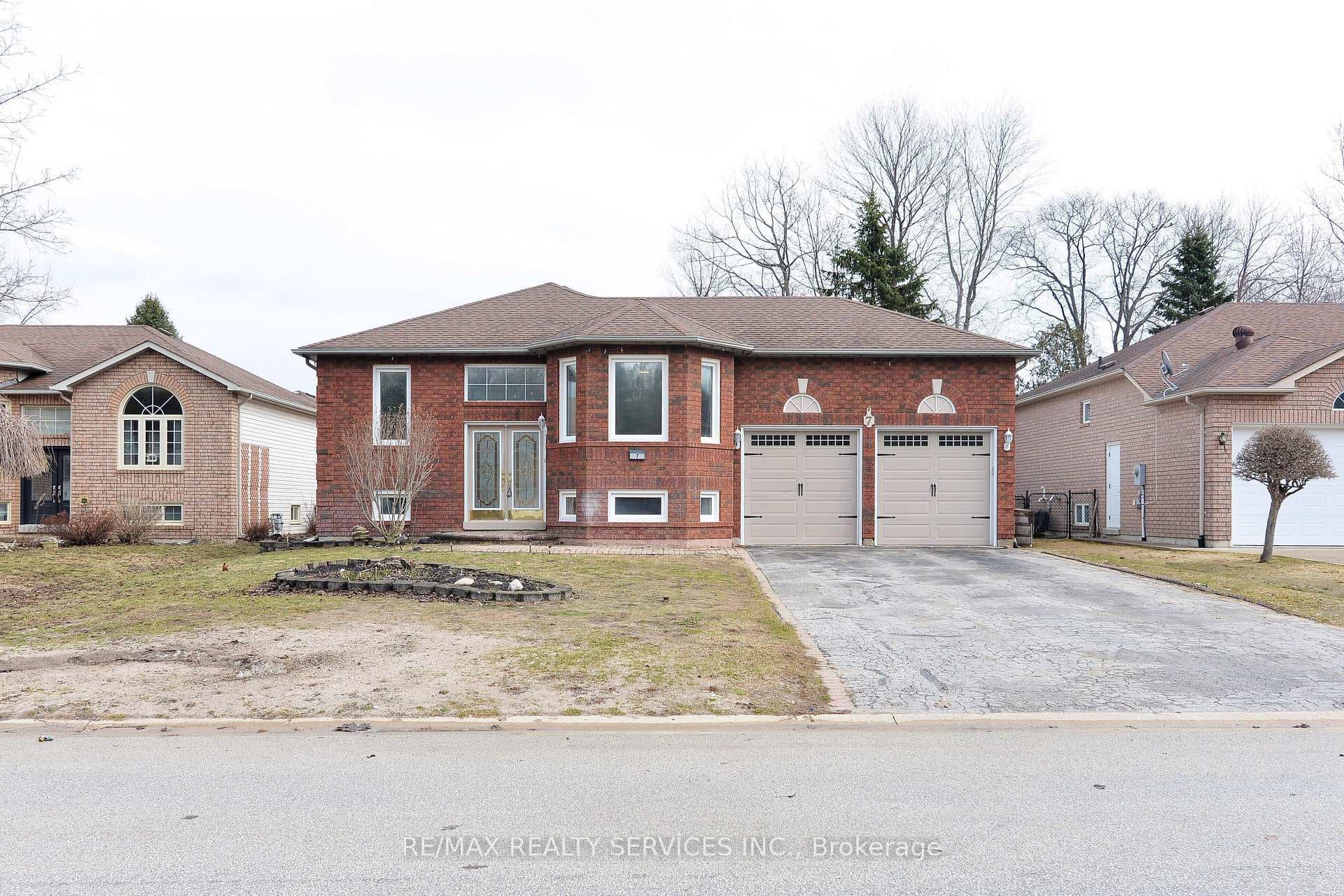 7 Bush Crescent, Wasaga Beach, ON L9Z 1M3 - Photo 1