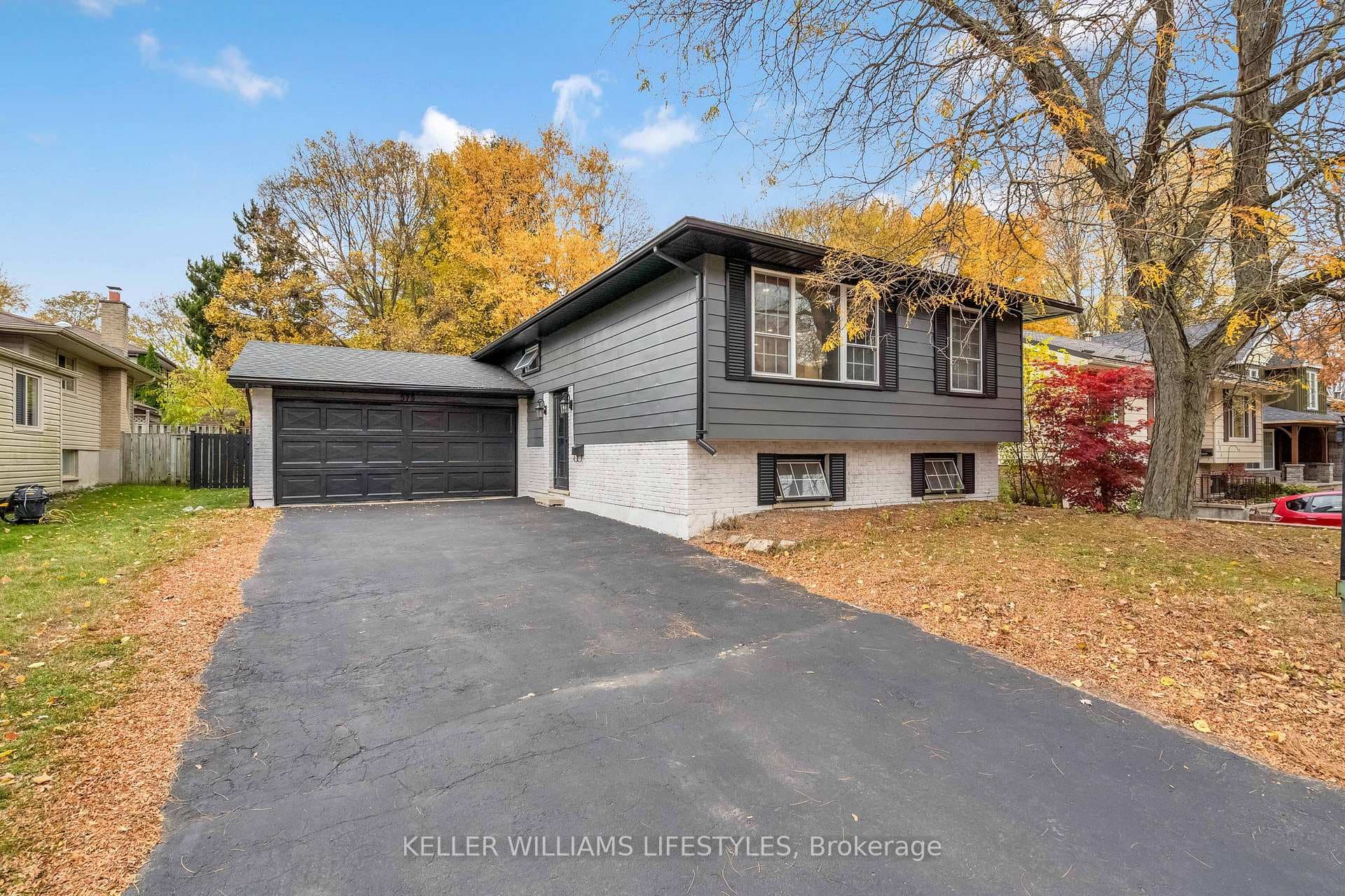 575 Grand View Avenue, London South, ON N6K 3E9 - Photo 1