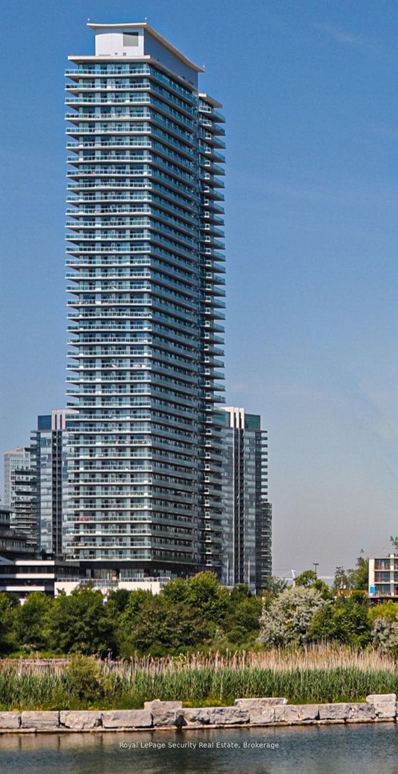 33 Shore Breeze Drive Unit 3206, Liberty Village / Parkdale / South Parkdale, ON M8V 0G1 - Photo 1
