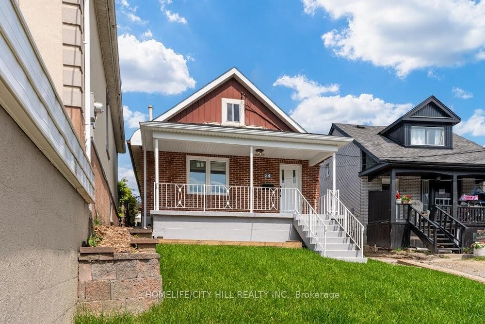 24 Kenora Crescent Unit Main, Keelesdale / Eglinton West, ON M6M 1C6 - Photo 1