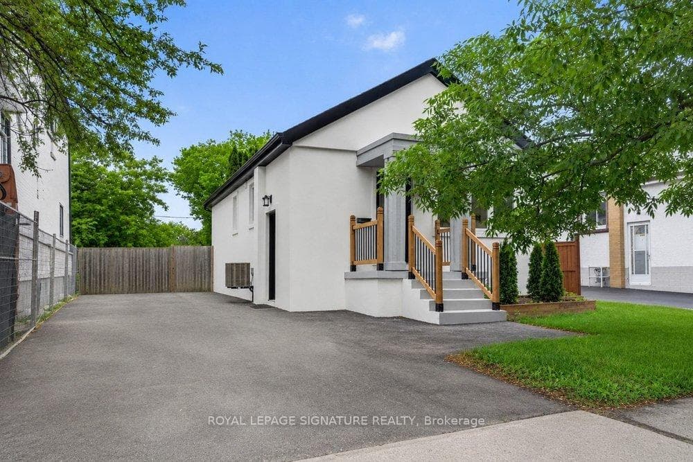 297 Kennedy Road, Birch Cliff / Cliffside, ON M1N 3P6 - Photo 1