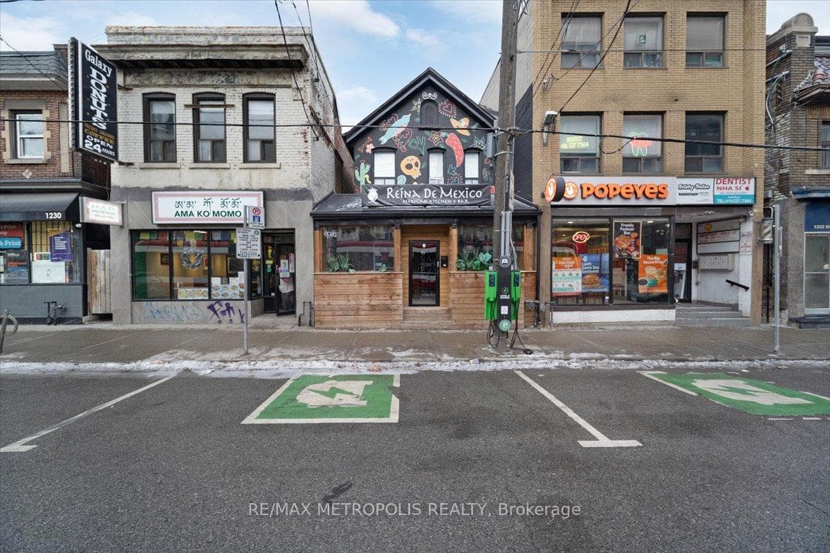 1226 King Street, High Park / Junction / Roncesvalles, ON M6K 1G4 - Photo 1
