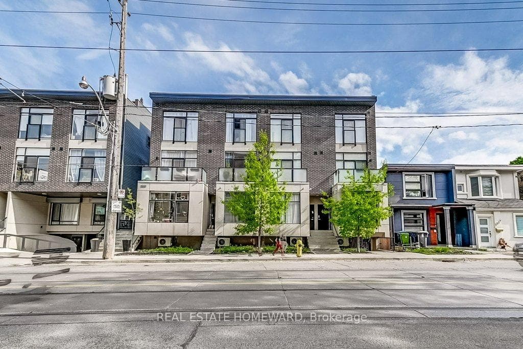1321 Gerrard Street Unit 4, Riverdale / Leslieville, ON M4L 1Y8 - Photo 1
