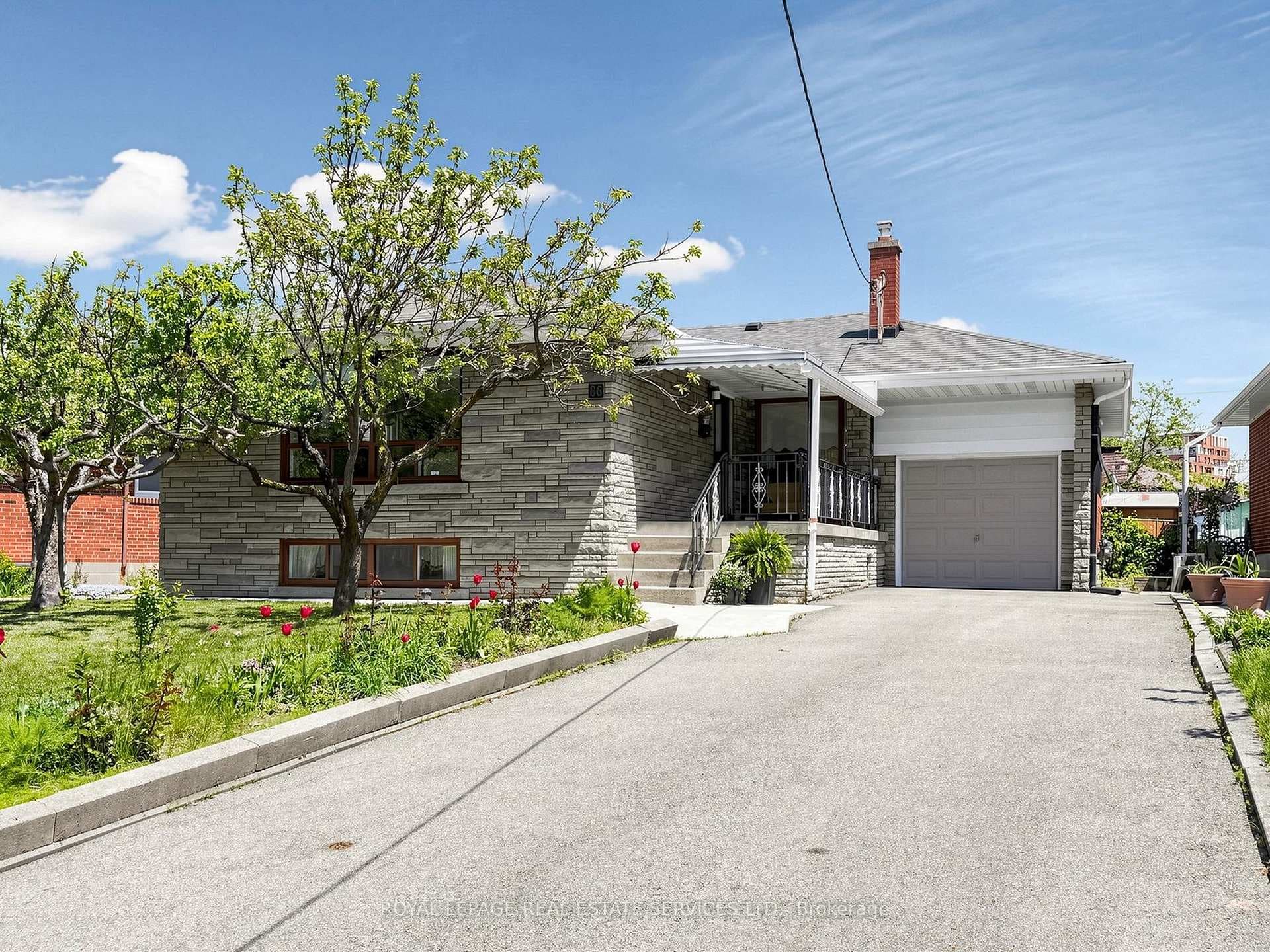 86 Whitburn Crescent, Downsview / Black Creek, ON M3M 2S4 - Photo 1