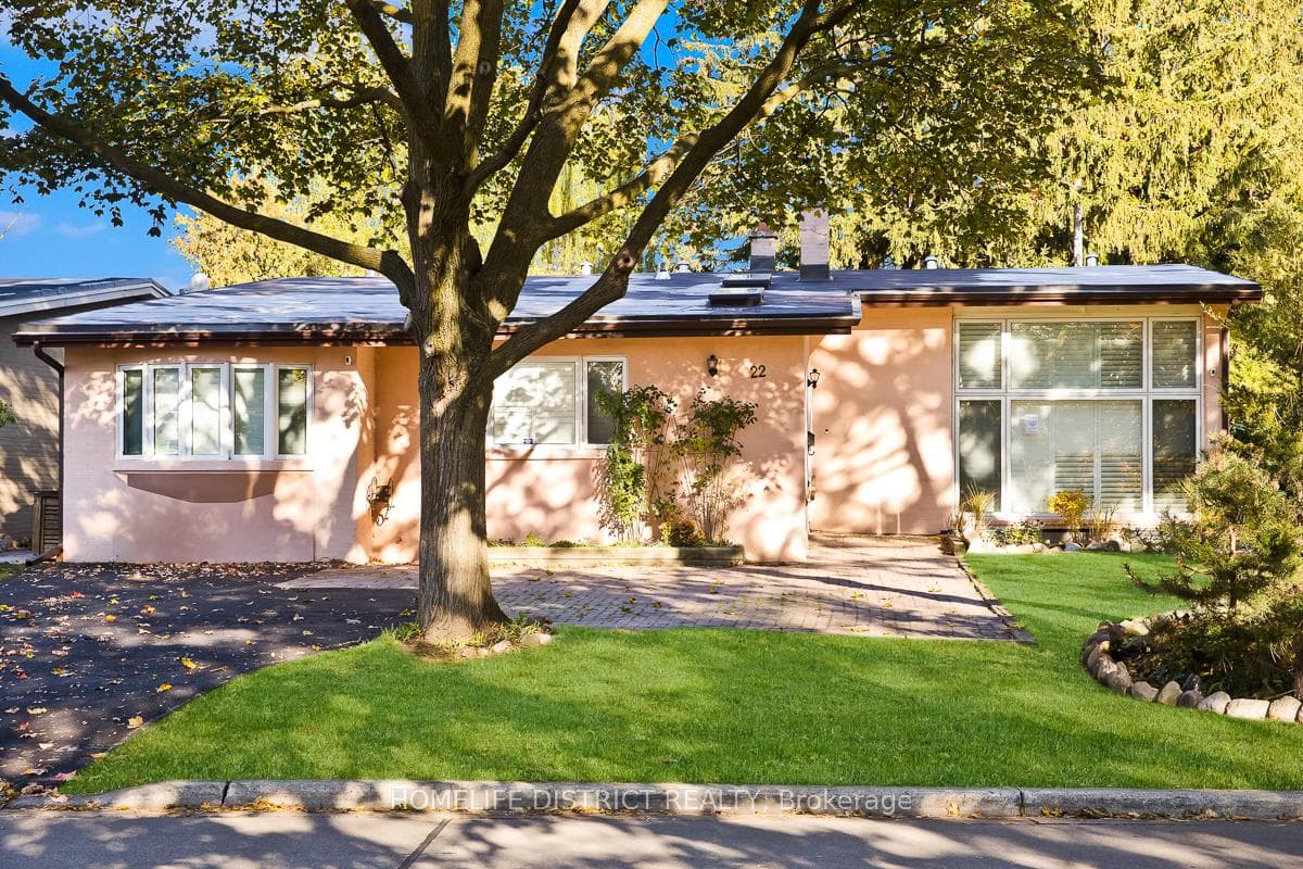 22 Greenland Road, Don Mills / Parkwoods / Victoria Village, ON M3C 1N2 - Photo 1