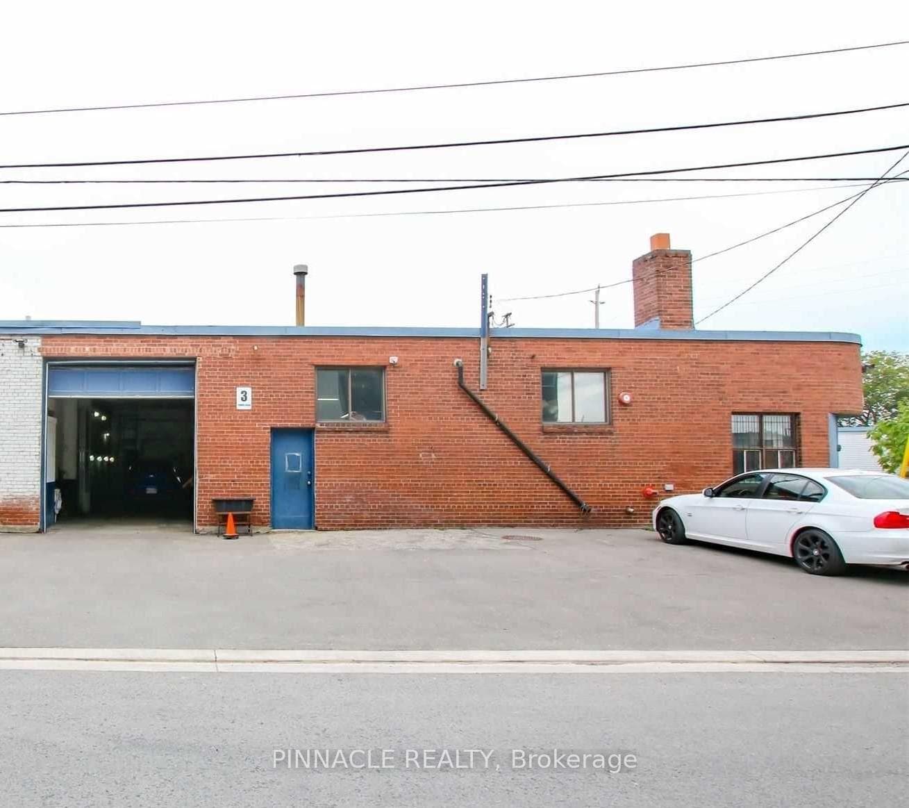 3 Towns Road Unit B, Liberty Village / Parkdale / South Parkdale, ON M8Z 1A1 - Photo 1