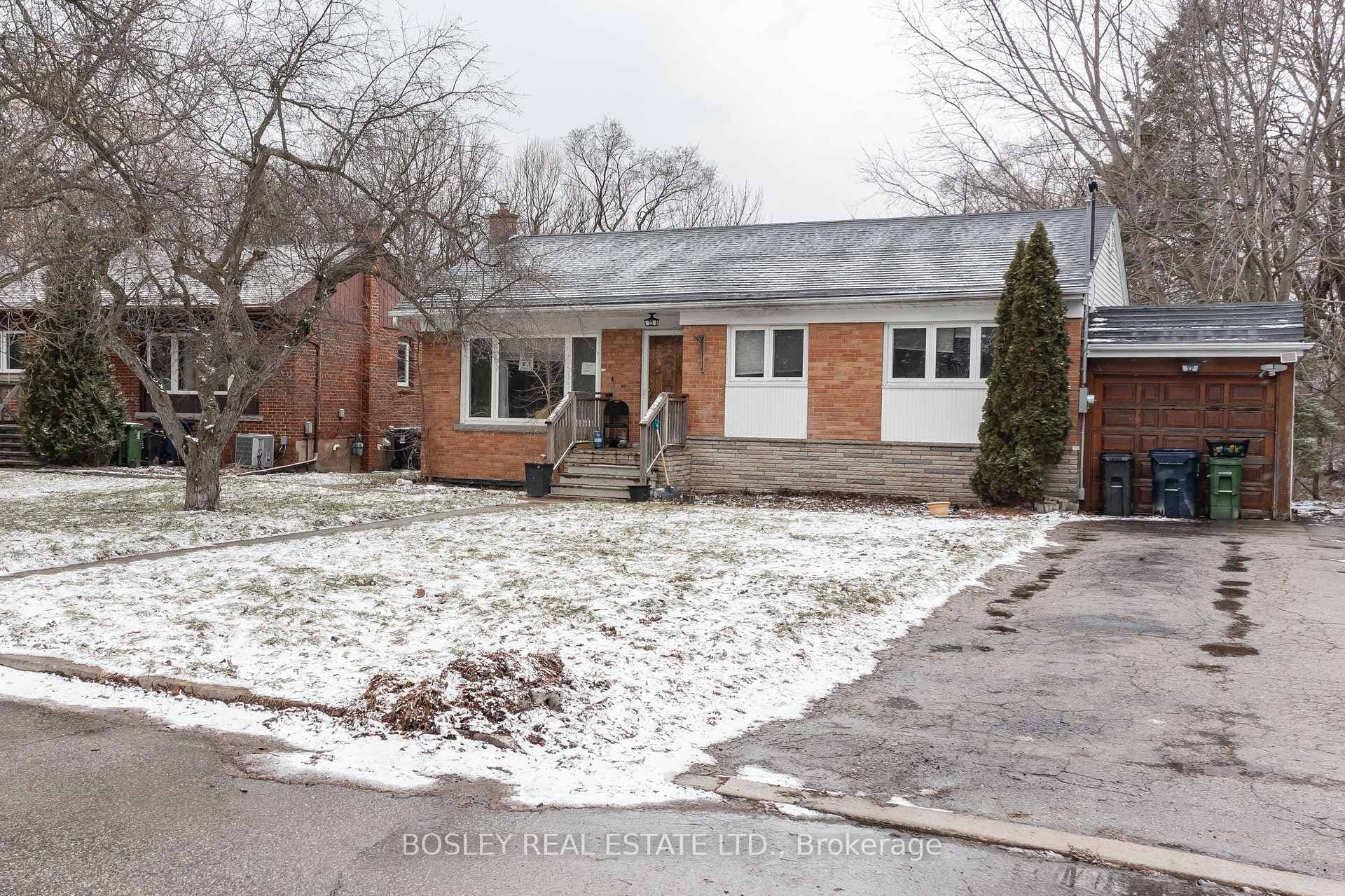 22 Hopecrest Crescent, Dorset Park / Kennedy Park, ON M1K 2K4 - Photo 1