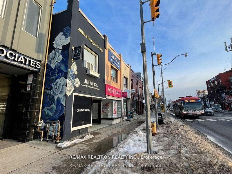 3329A Yonge Street, Lawrence Park / Bedford Park, ON M4N 2L9 - Photo 1