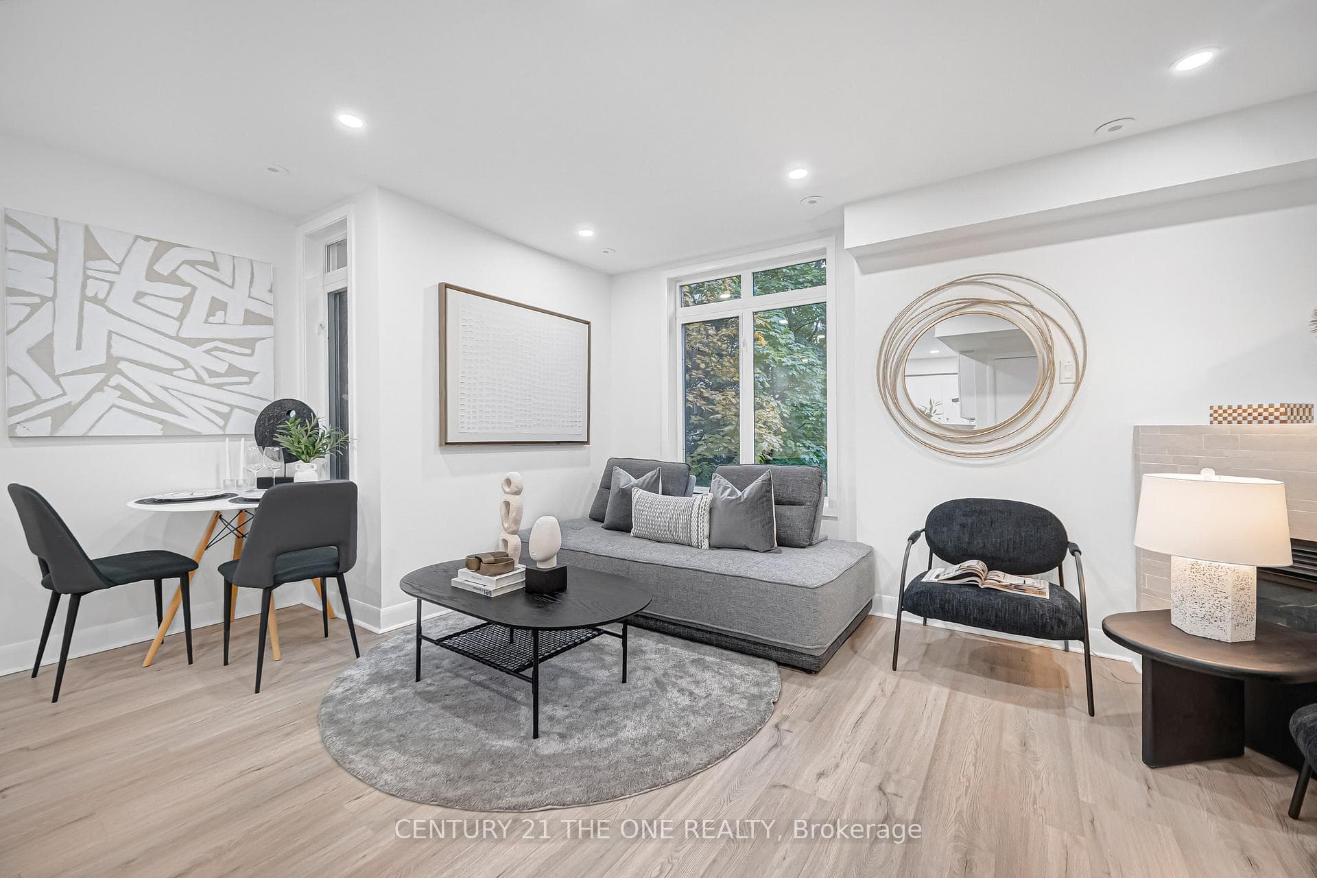 415 Jarvis Street Unit 400, Regent Park / Cabbagetown / St. James Town, ON M4Y 3C1 - Photo 1