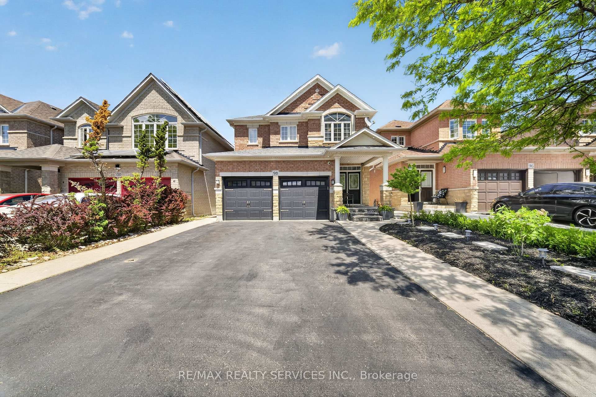 98 Saffron Crescent, Brampton, ON L6S 6H8 - Photo 1