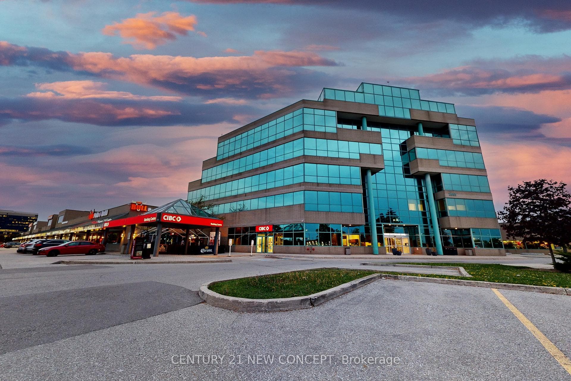 9-2800 Skymark Avenue, Mississauga, ON L4W 5A7 - Photo 1