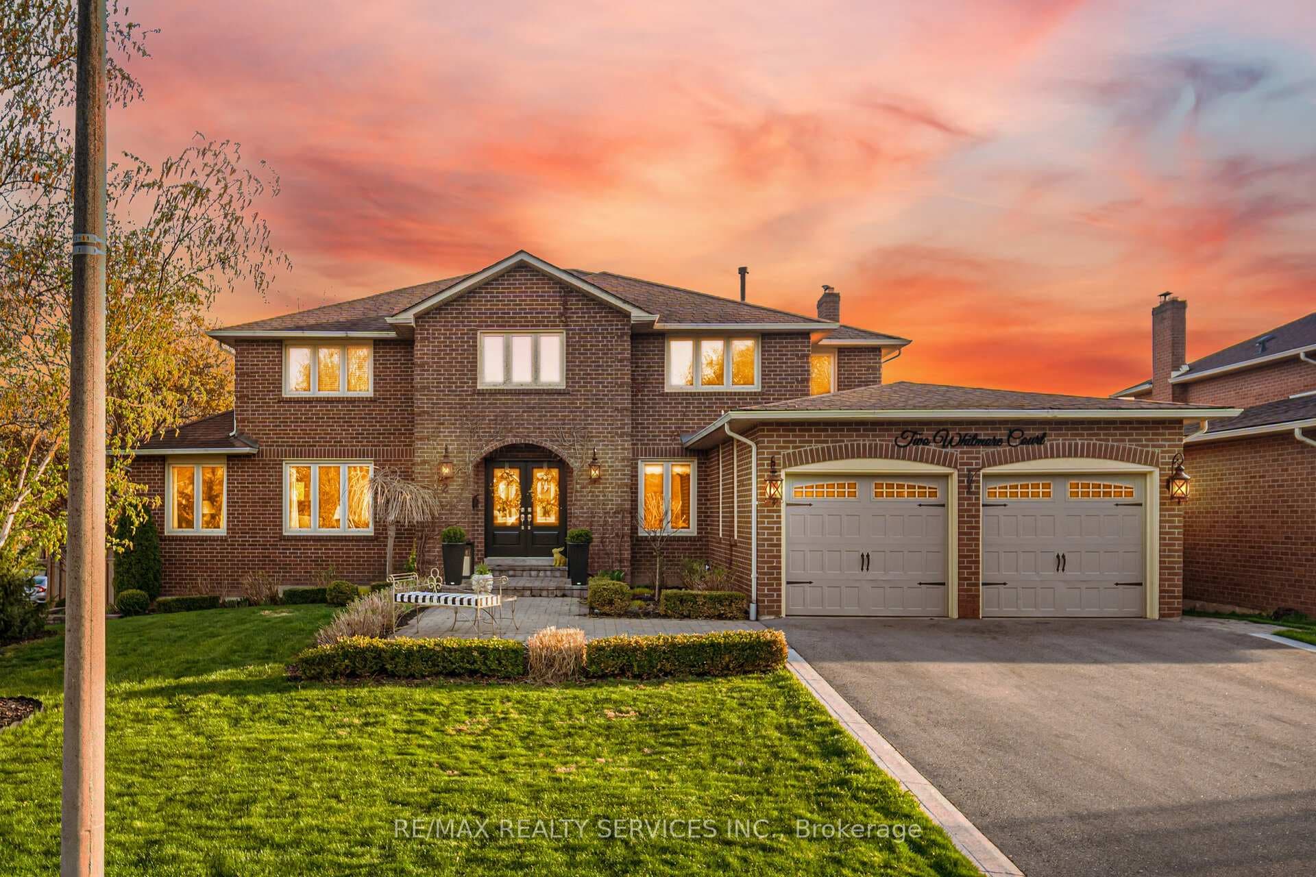 2 WHITMORE Court, Brampton, ON L6Z 2A5 - Photo 1