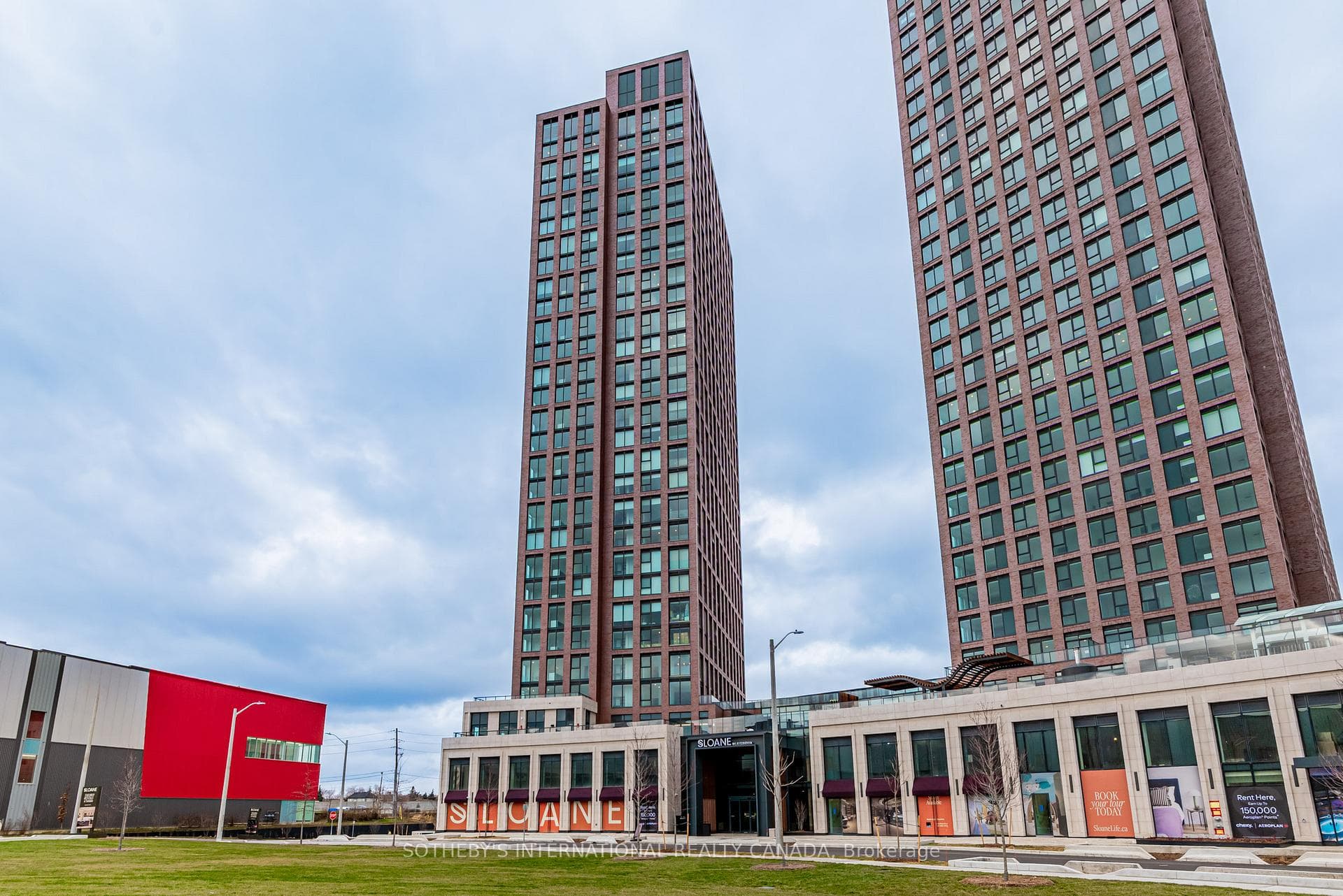 29 York Garden Way Unit 1404, York / Weston, ON M6A 2V1 - Photo 1