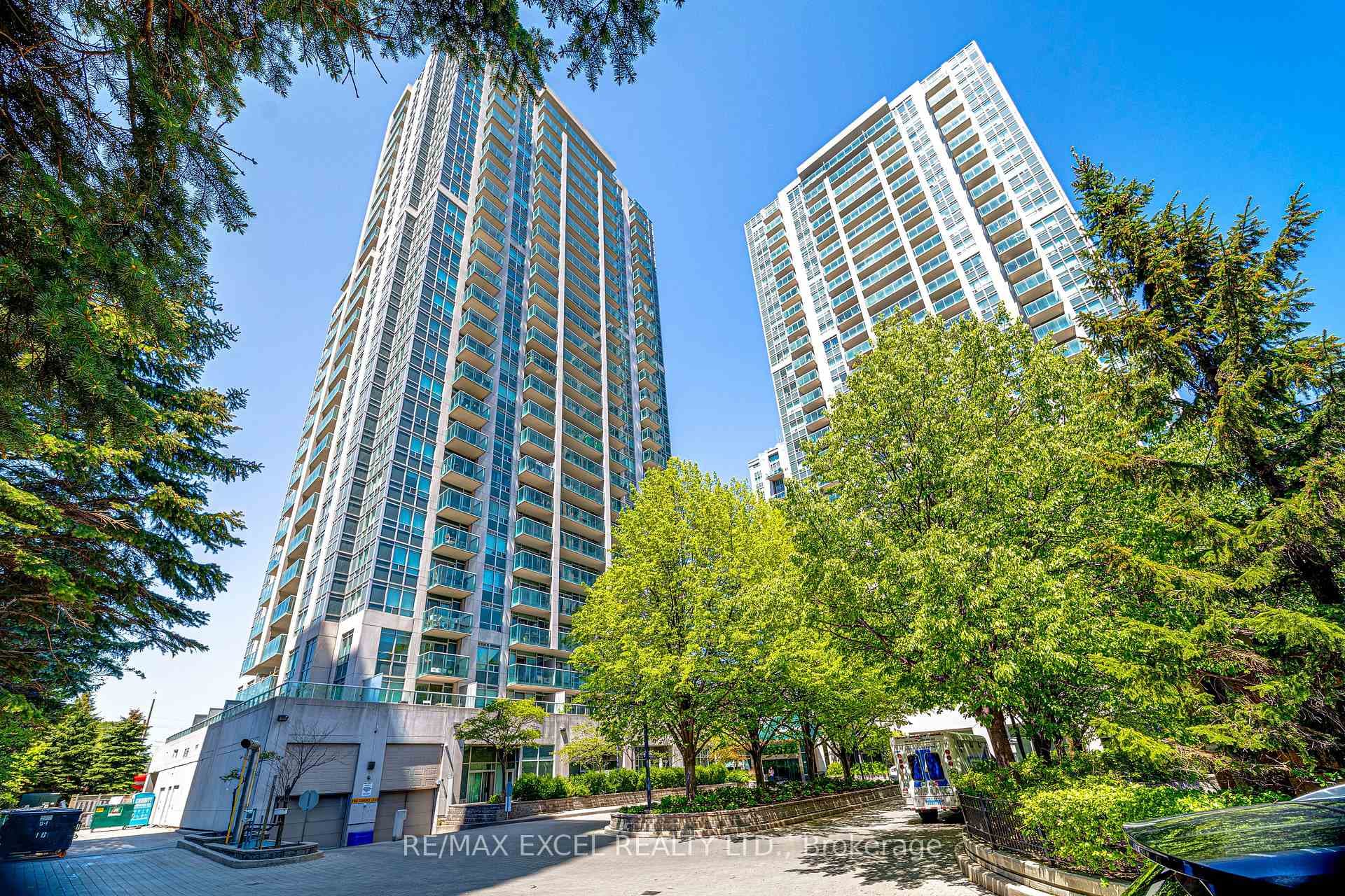 18 Harrison Garden Boulevard Unit 1512, Willowdale / Newtonbrook, ON M2N 7J7 - Photo 1
