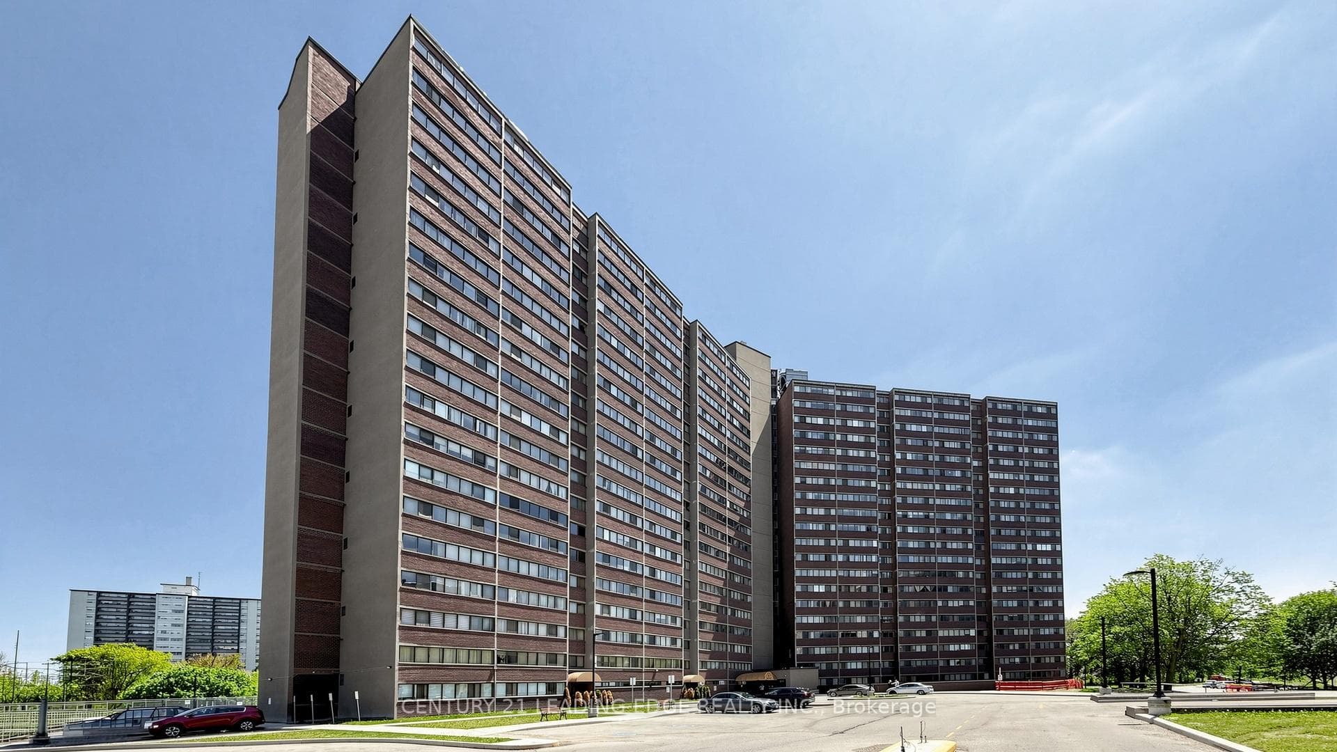 11 Wincott Drive Unit 914, Etobicoke (Kingsview Village / Humber Heights), ON M9R 2R9 - Photo 1