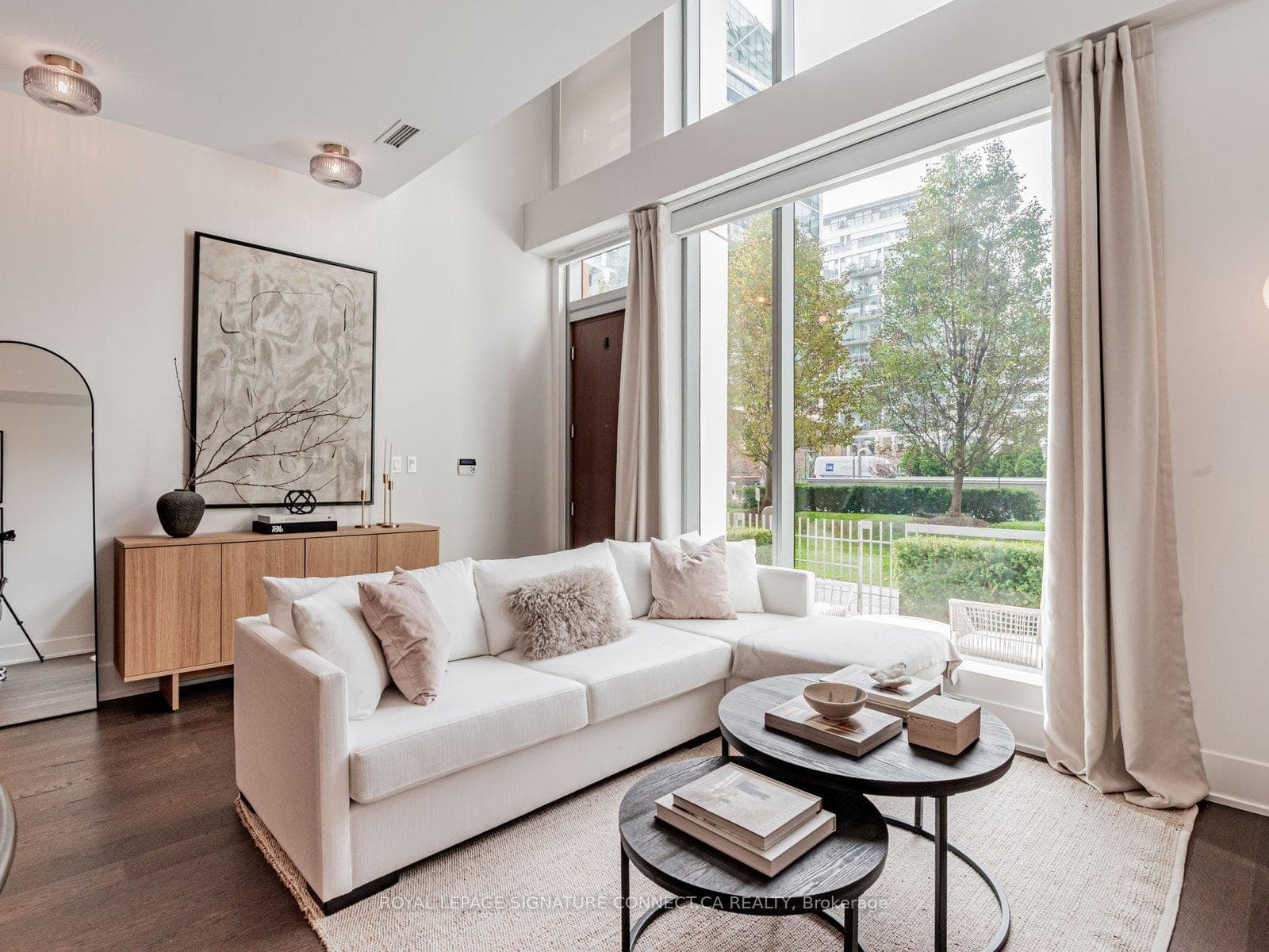 39 Queens Quay Unit TH132, Toronto C08