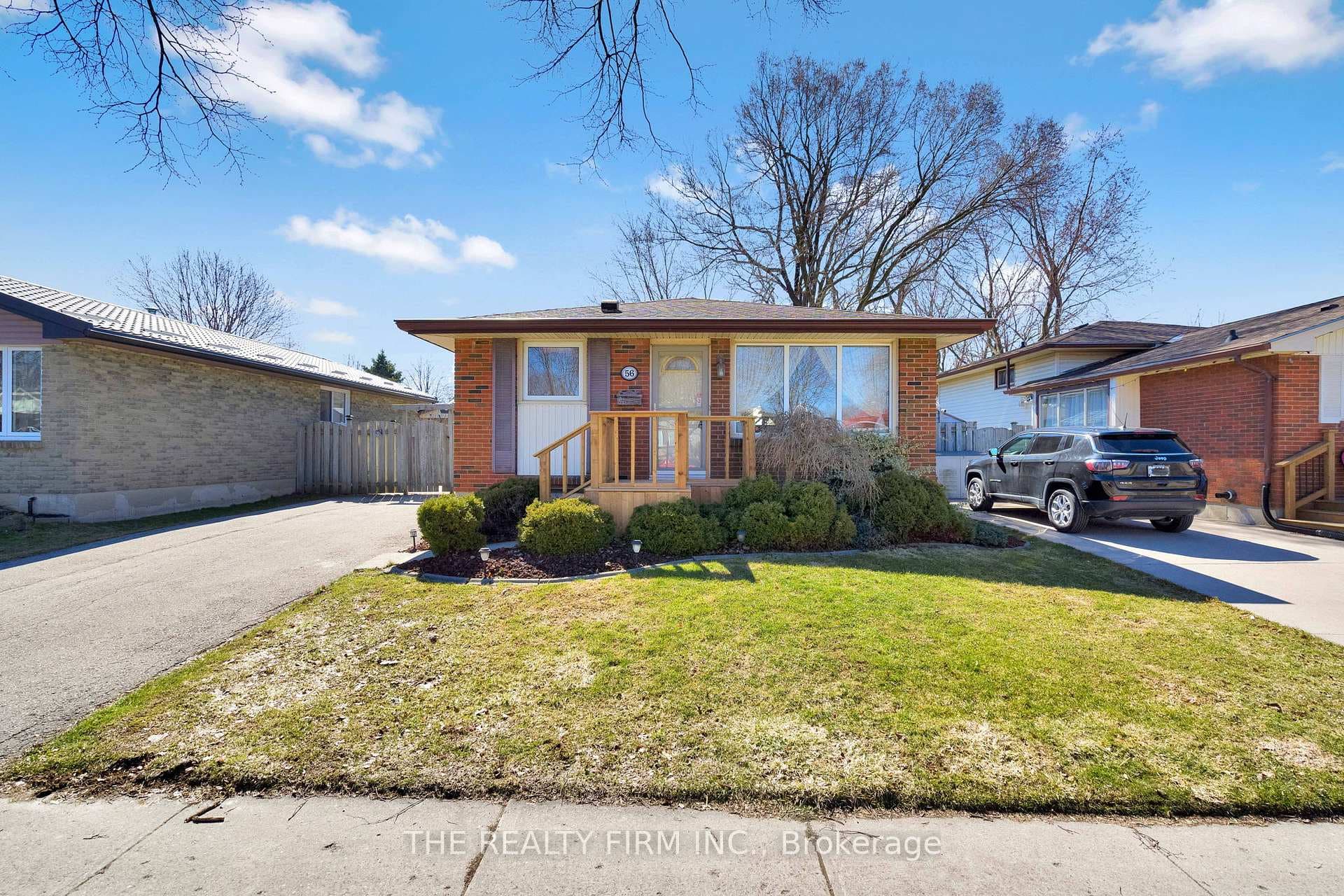 56 Barrett Crescent, London South, ON N6E 1T5 - Photo 1