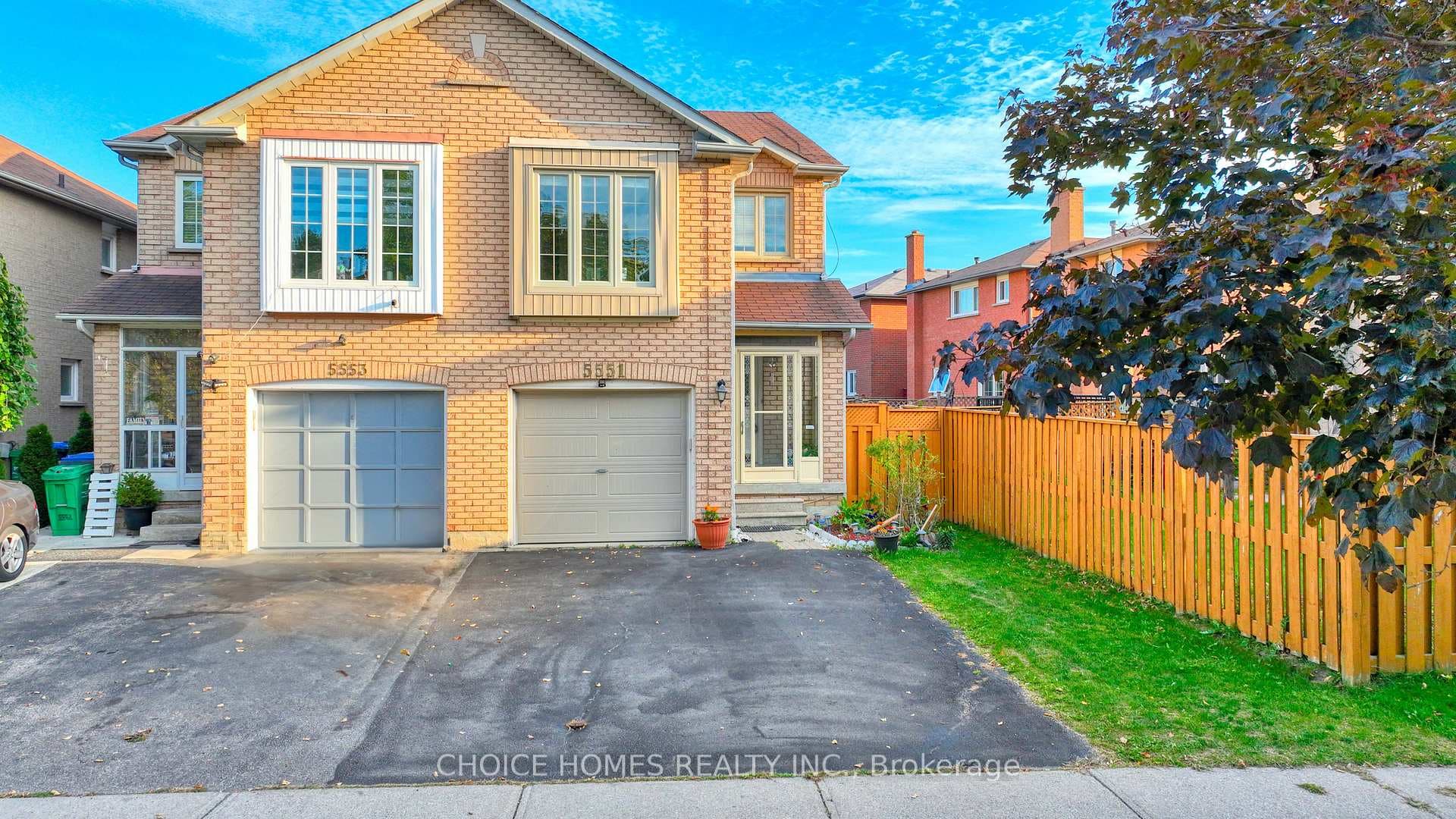 5551 Cosmic Crescent, Mississauga, ON L4Z 3R9 - Photo 1