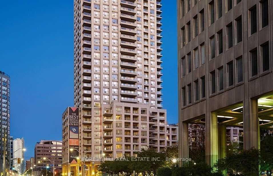 925 Bay Street Unit 807, Downtown Toronto / Waterfront, ON M5S 3L4 - Photo 1