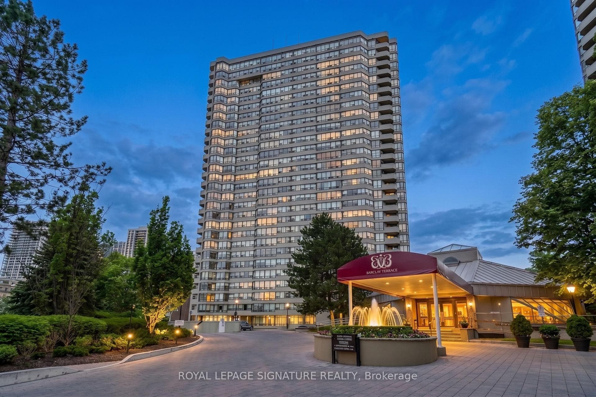 1300 Islington Avenue Unit 507, Etobicoke (Islington / Rexdale), ON M9A 5C4 - Photo 1