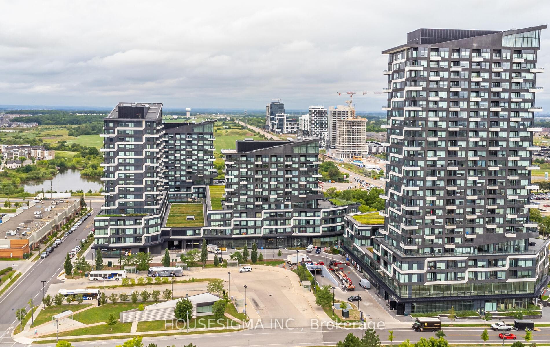 2485 Taunton Road Unit 349, Oakville, ON L6H 3R8 - Photo 1