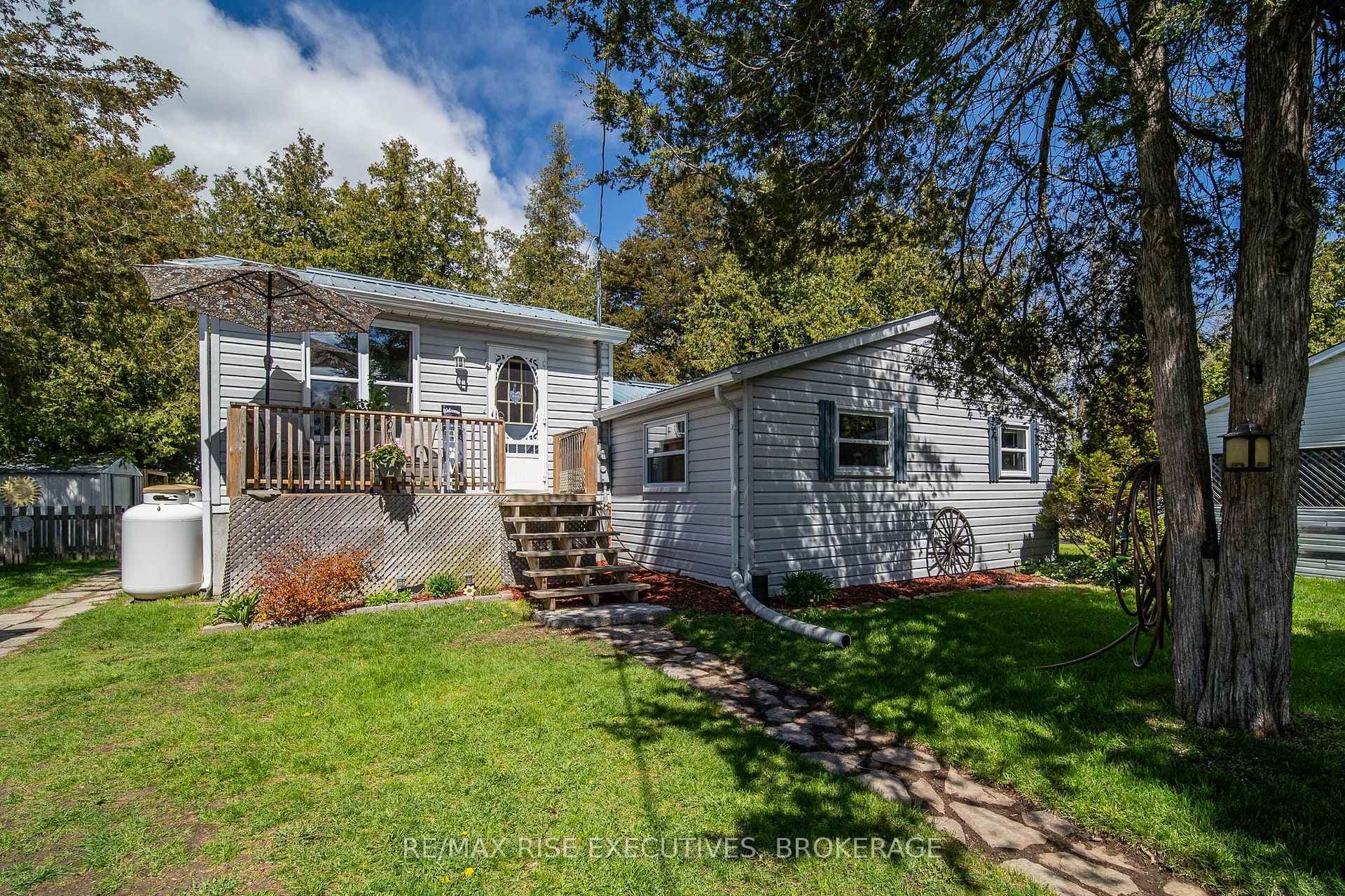 193 Red Cedar Point Road, Stone Mills