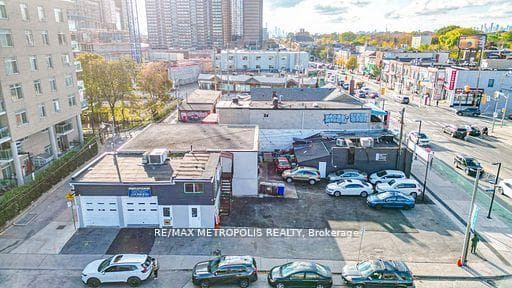 2793 Danforth Avenue Unit Unit A, The Beaches / Upper Beaches, ON M4C 1L9 - Photo 1