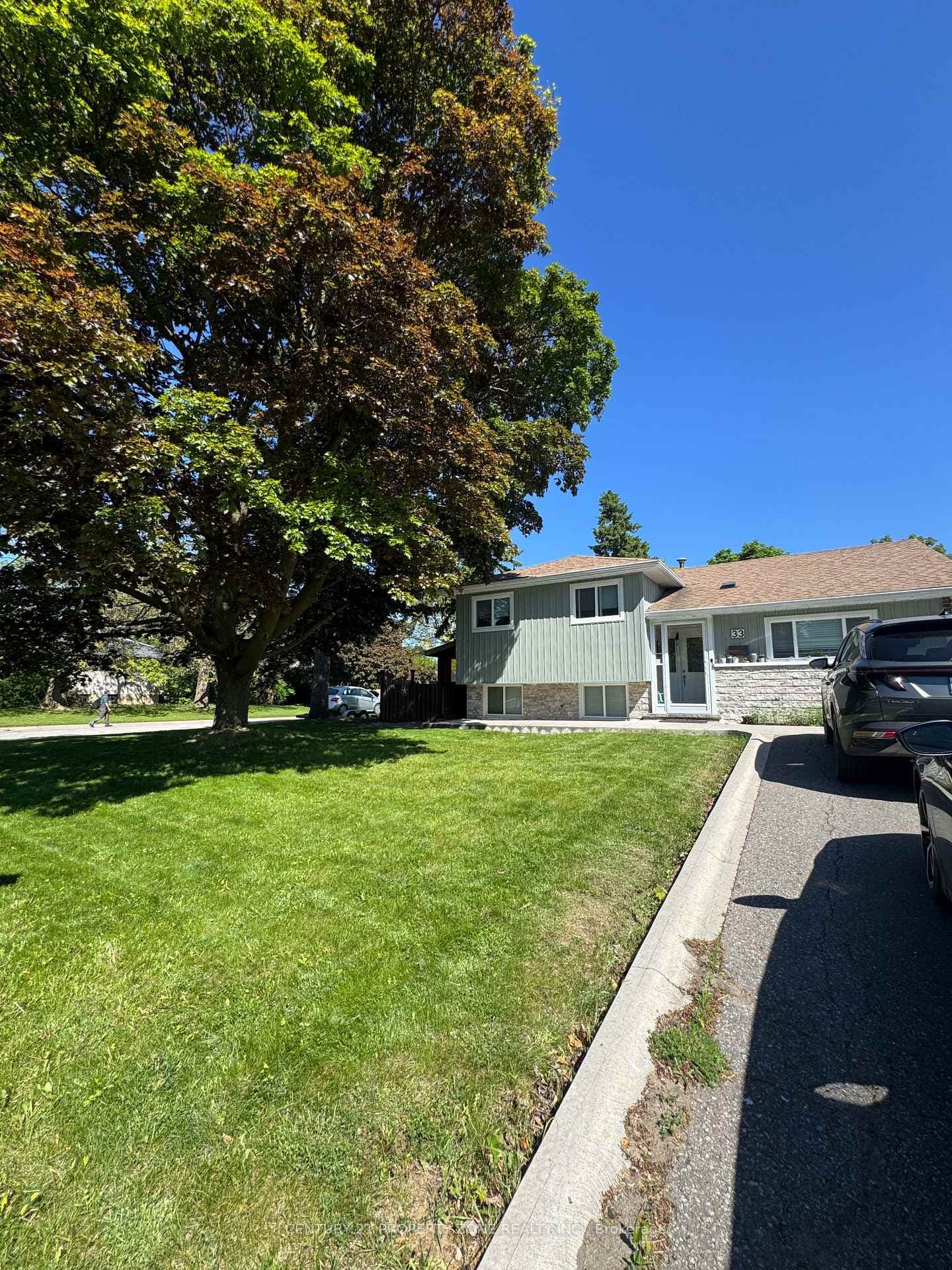 33 Flowertown Avenue, Brampton, ON L6X 2K4 - Photo 1