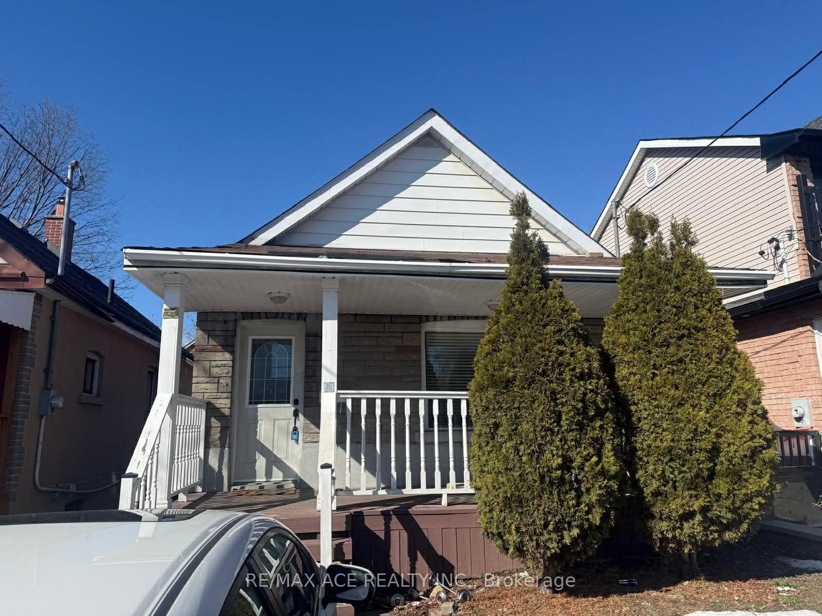 12 Mahoney Avenue Unit Main, York / Weston, ON M6M 2H4 - Photo 1