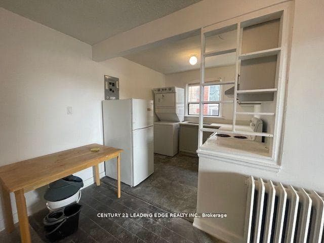 1516 Eglinton Avenue Unit Apt 1, Toronto W04