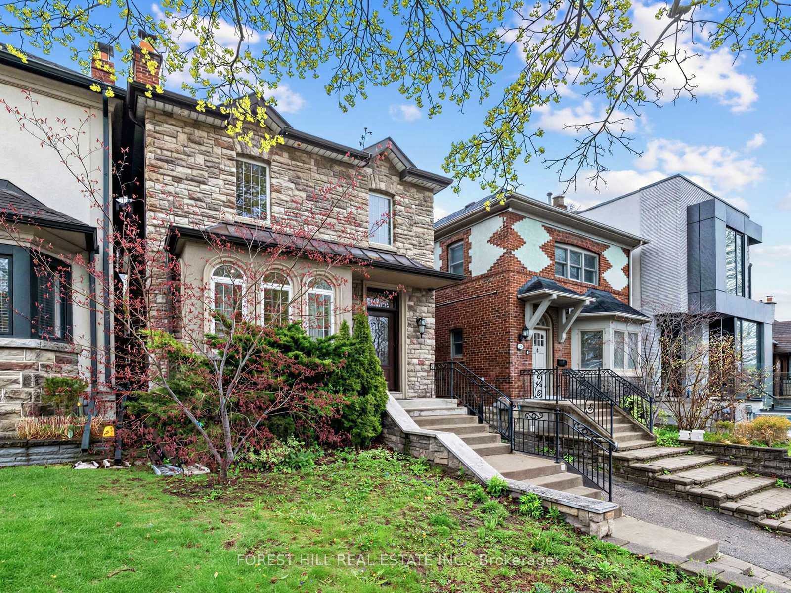 31 Latimer Avenue, Lawrence Park / Bedford Park, ON M5N 2M1 - Photo 1